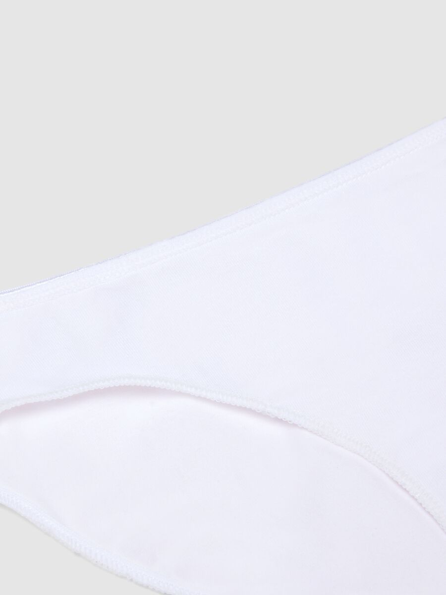 White Stretch Cotton Briefs Regular Fit for Girls_2
