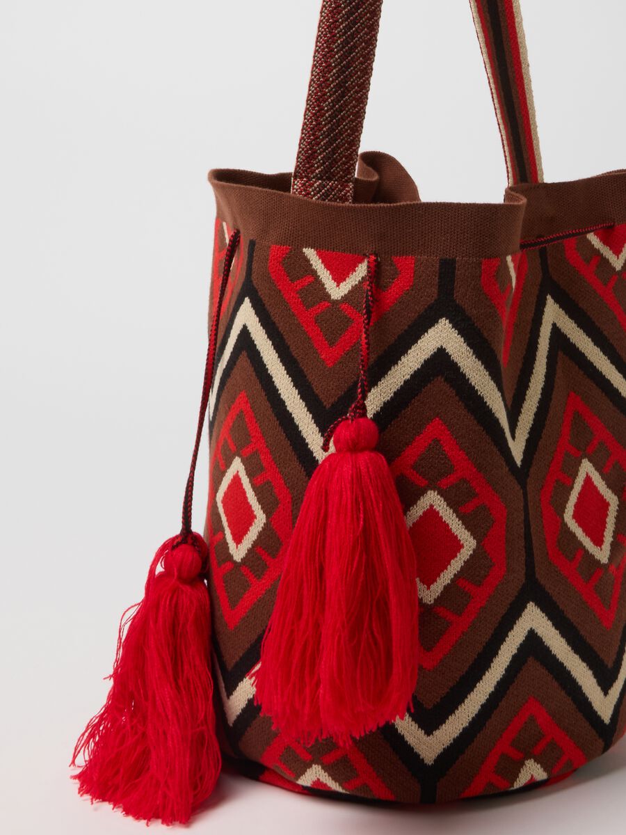 Borsa mare con nappe e dettagli etnici multicolor_2