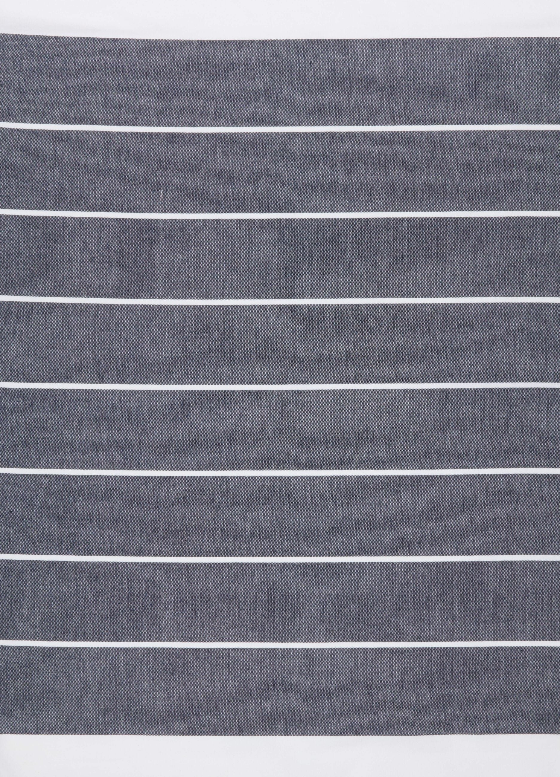 Blue and white pure cotton beach towel with fringes
