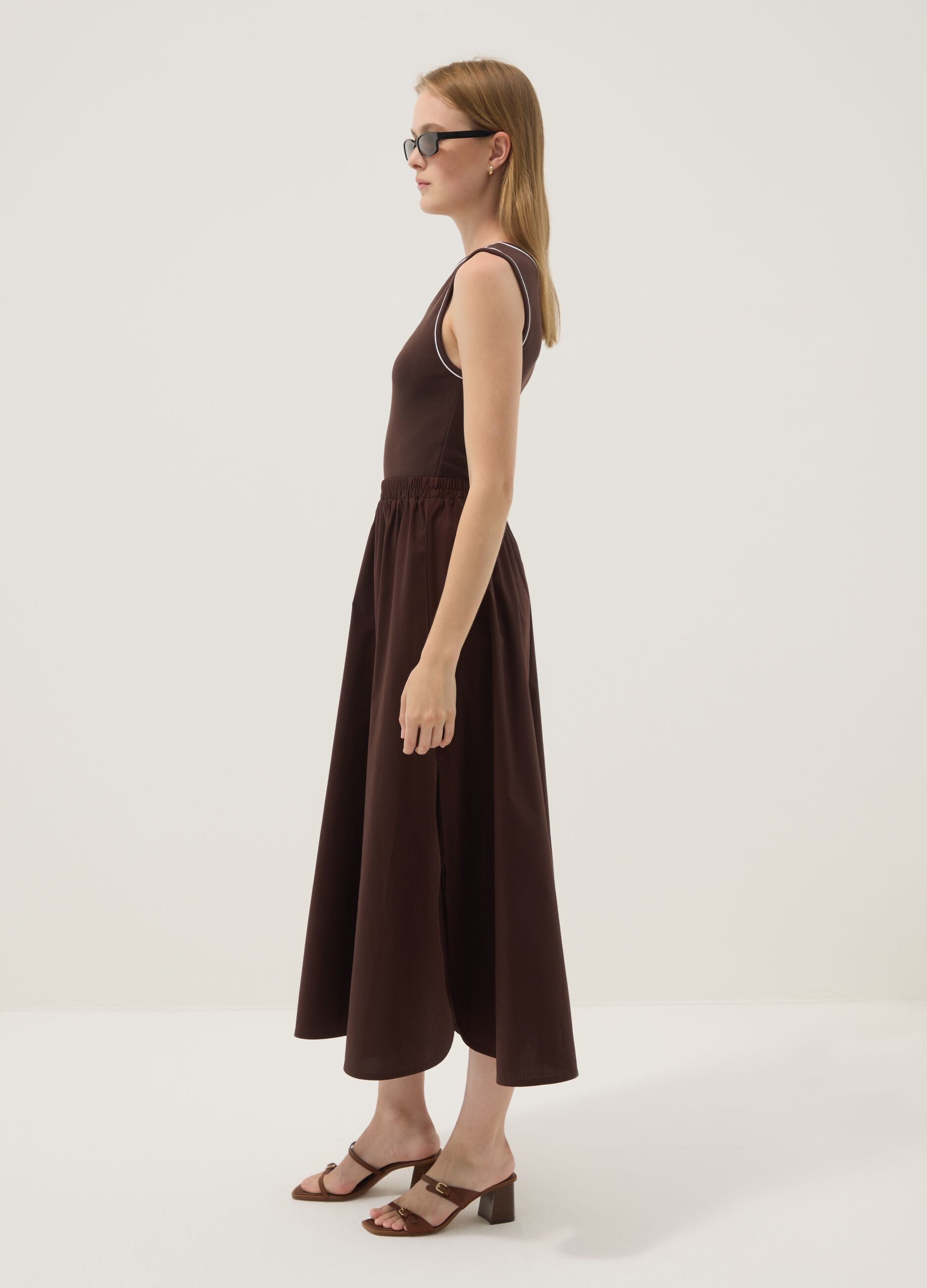 Brown sleeveless stretch cotton dress, regular fit