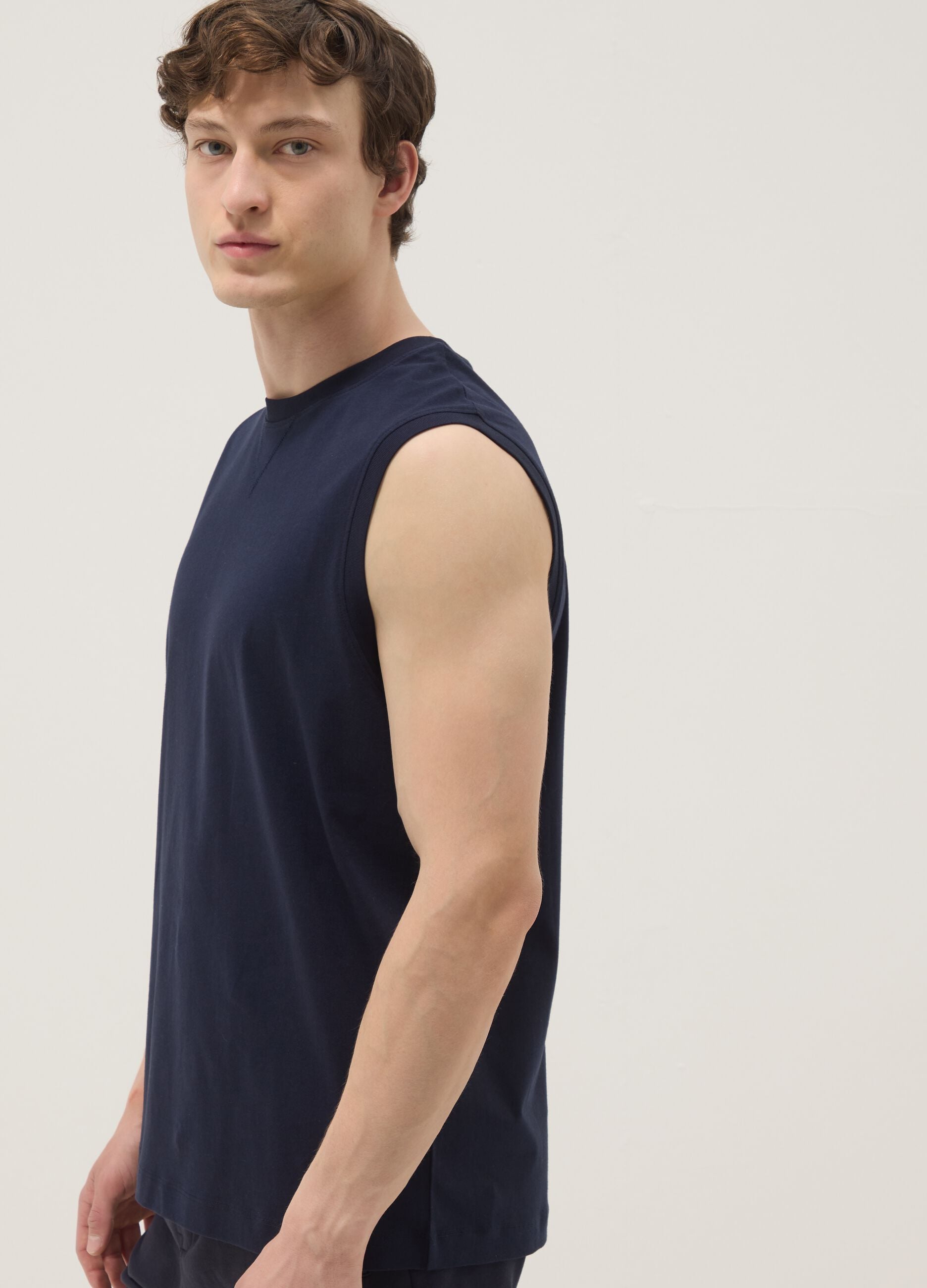Blue crew-neck cotton vest in relaxed fit