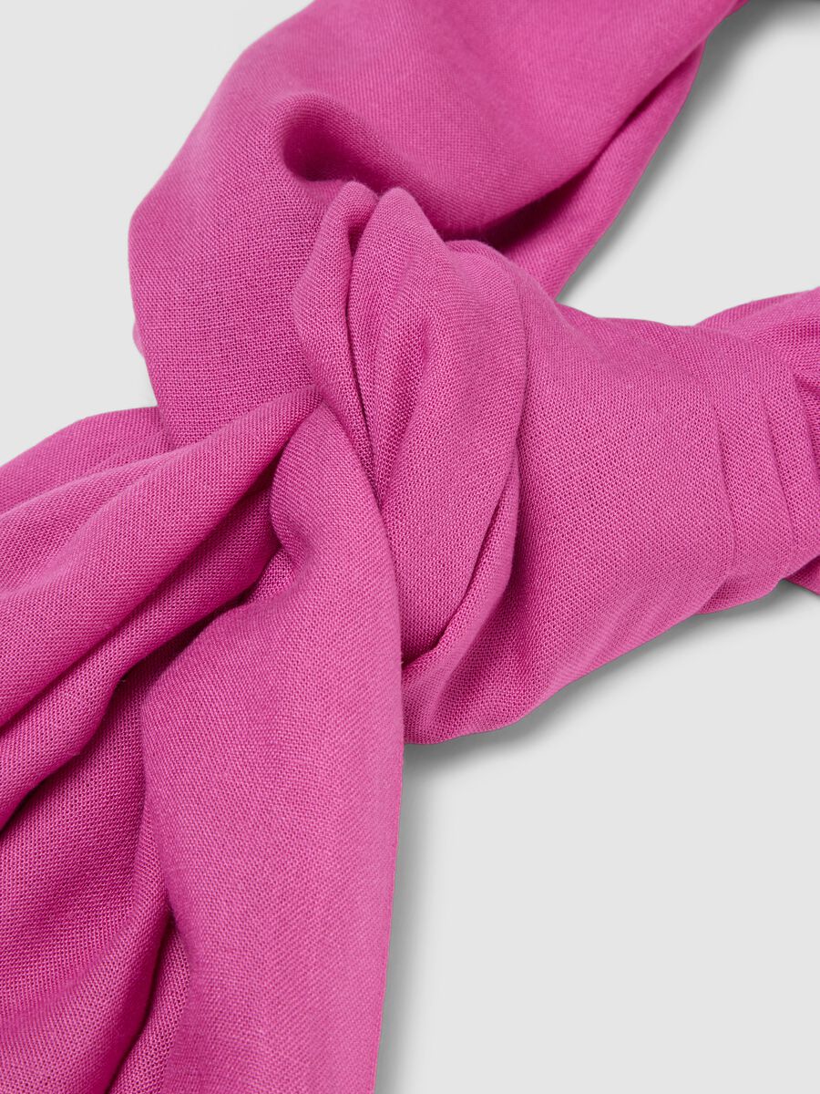 Pink viscose and linen mix scarf with fringes_3