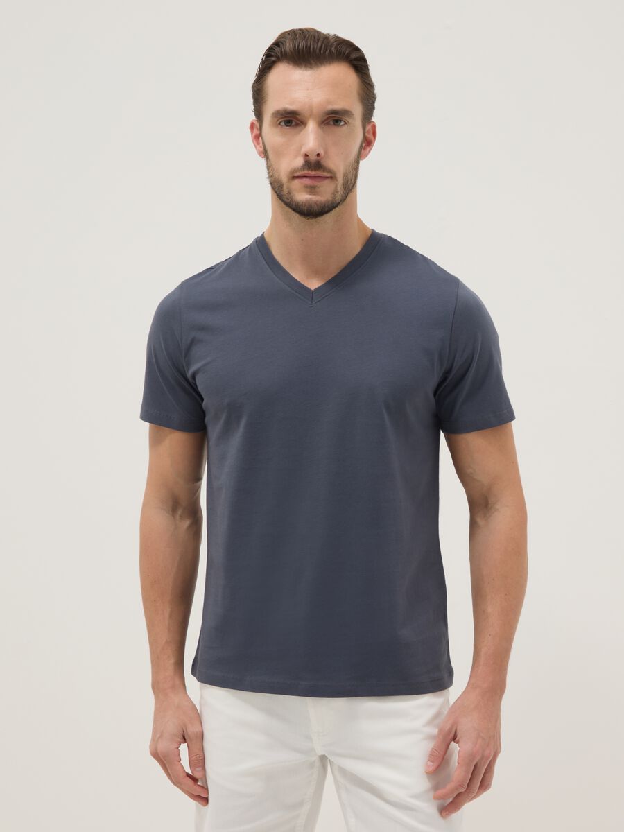 Blue pure cotton regular fit V-neck T-shirt_0