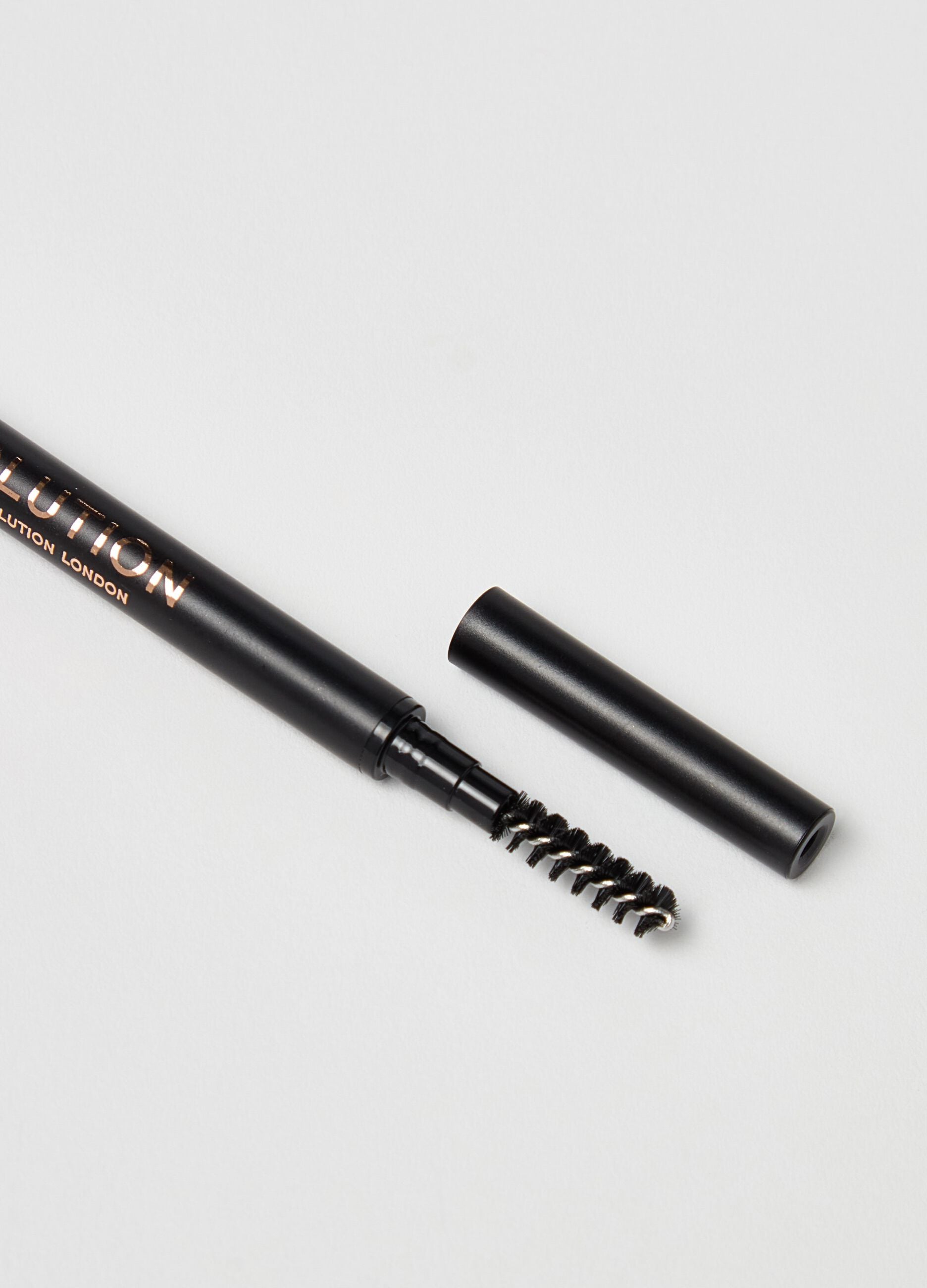 Precise Brow Pencil Medium Brown eyebrow pencil