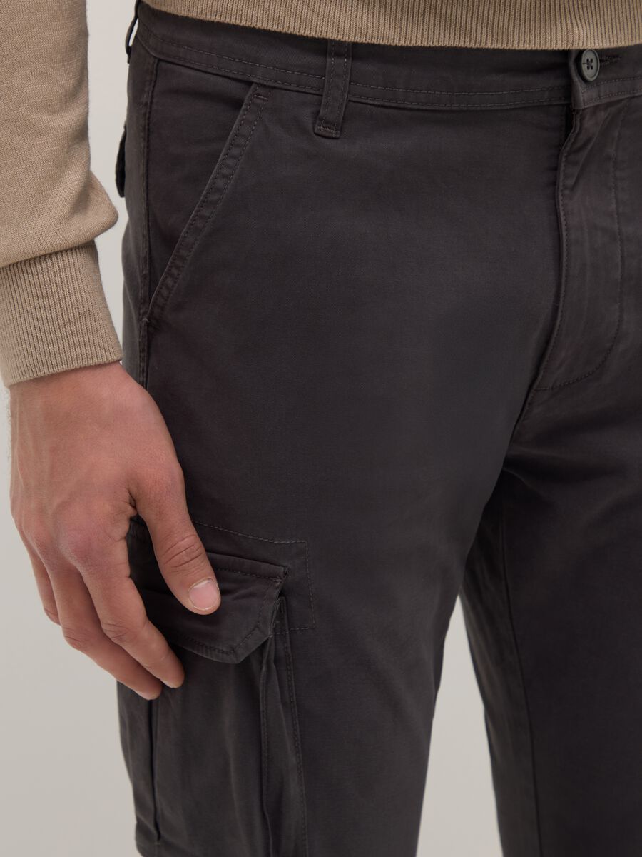 Grey slim fit stretch cotton cargo trousers_3