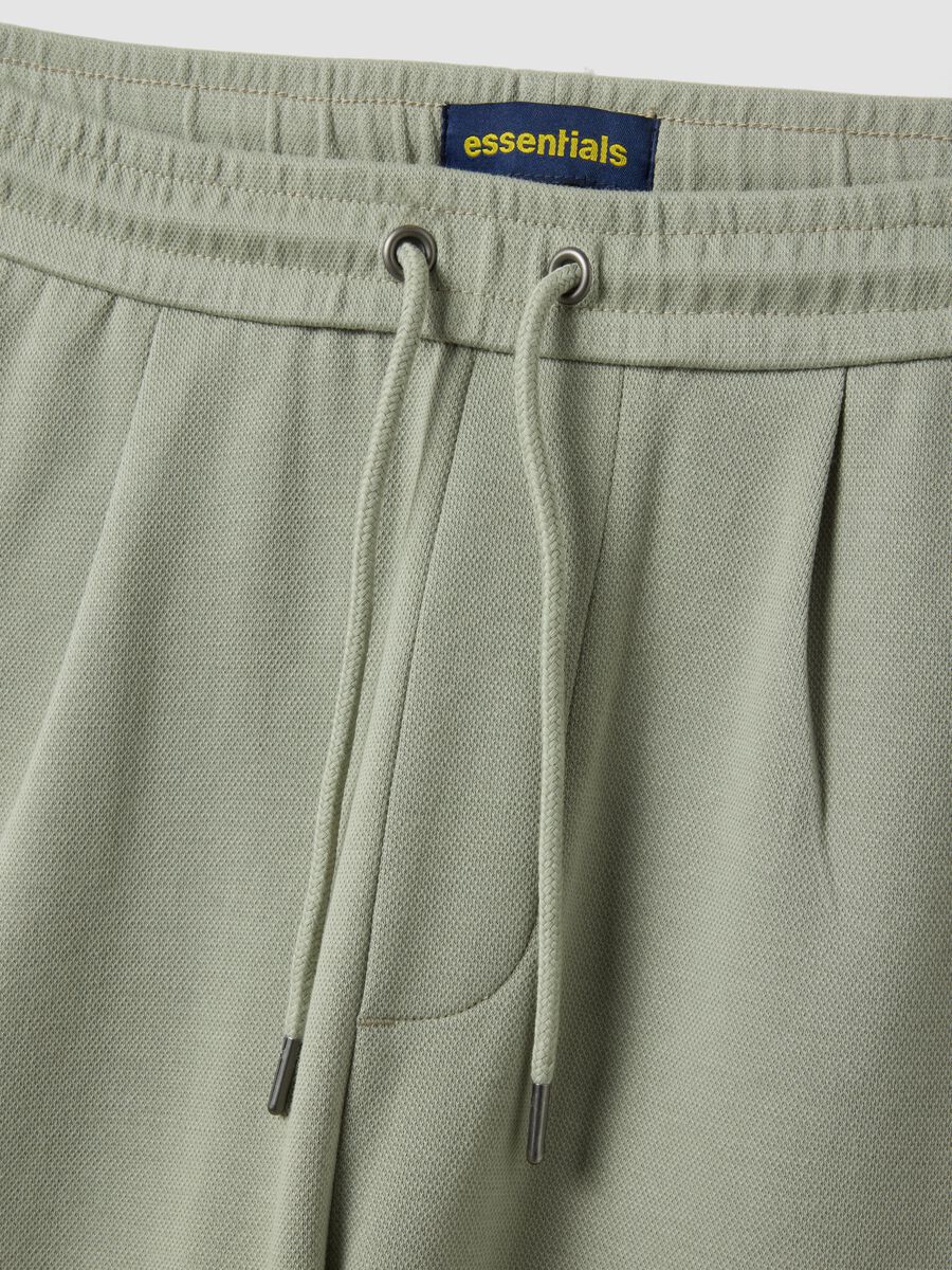 Green pure cotton regular-fit shorts with drawstring_5