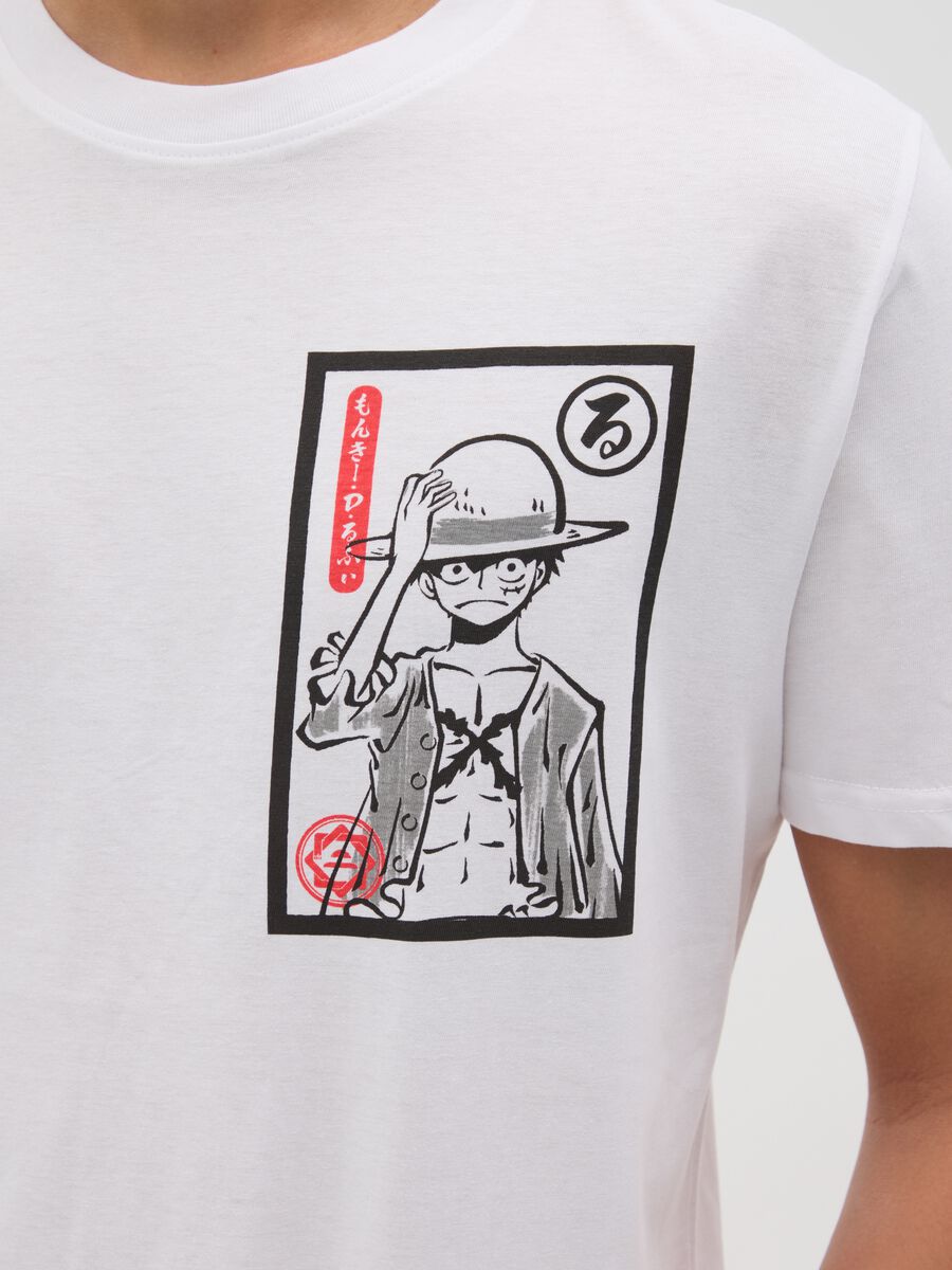 Men&rsquo;s white regular-fit T-shirt in 100% cotton with black print_2