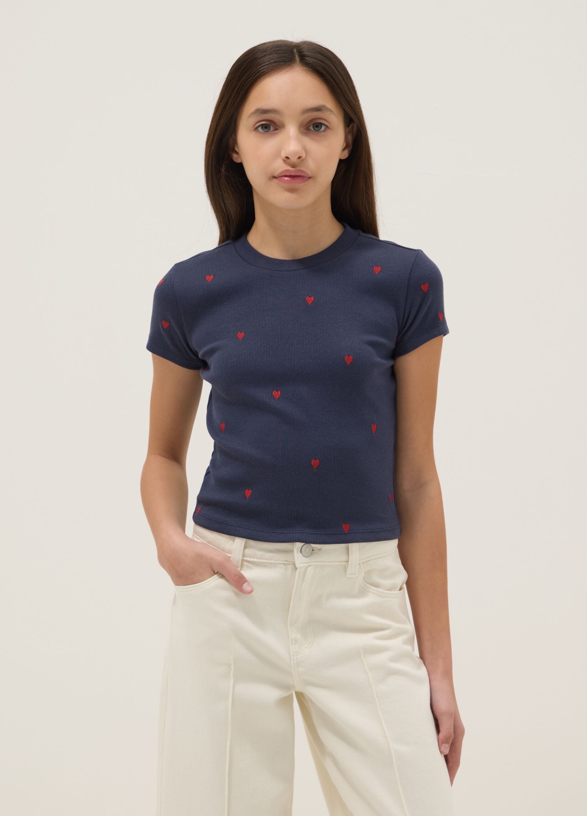Blue cotton elasticated t-shirt for girls with heart embroidery