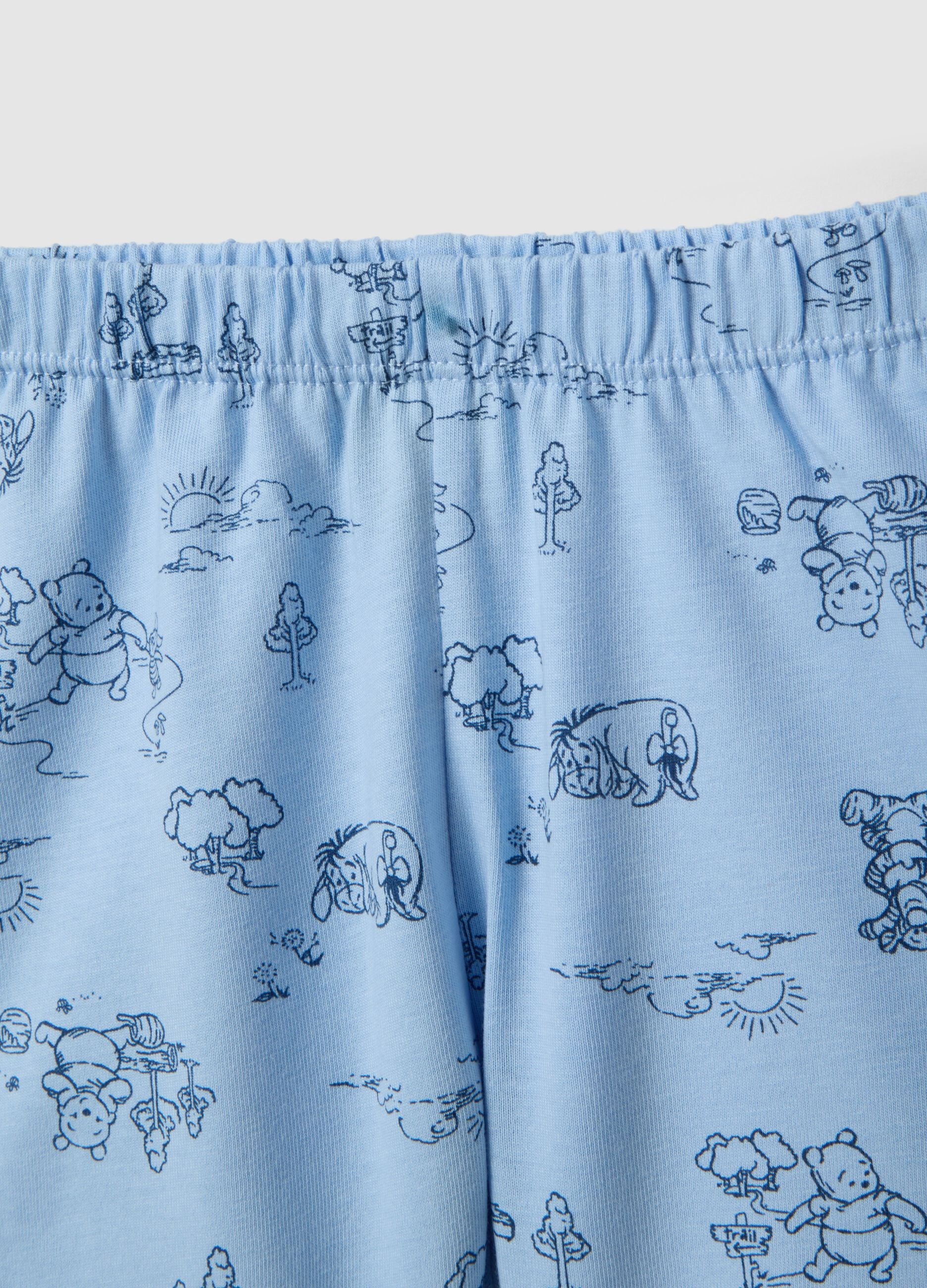 Short multicolour cotton pyjamas for babies featuring Winnie-the-Pooh