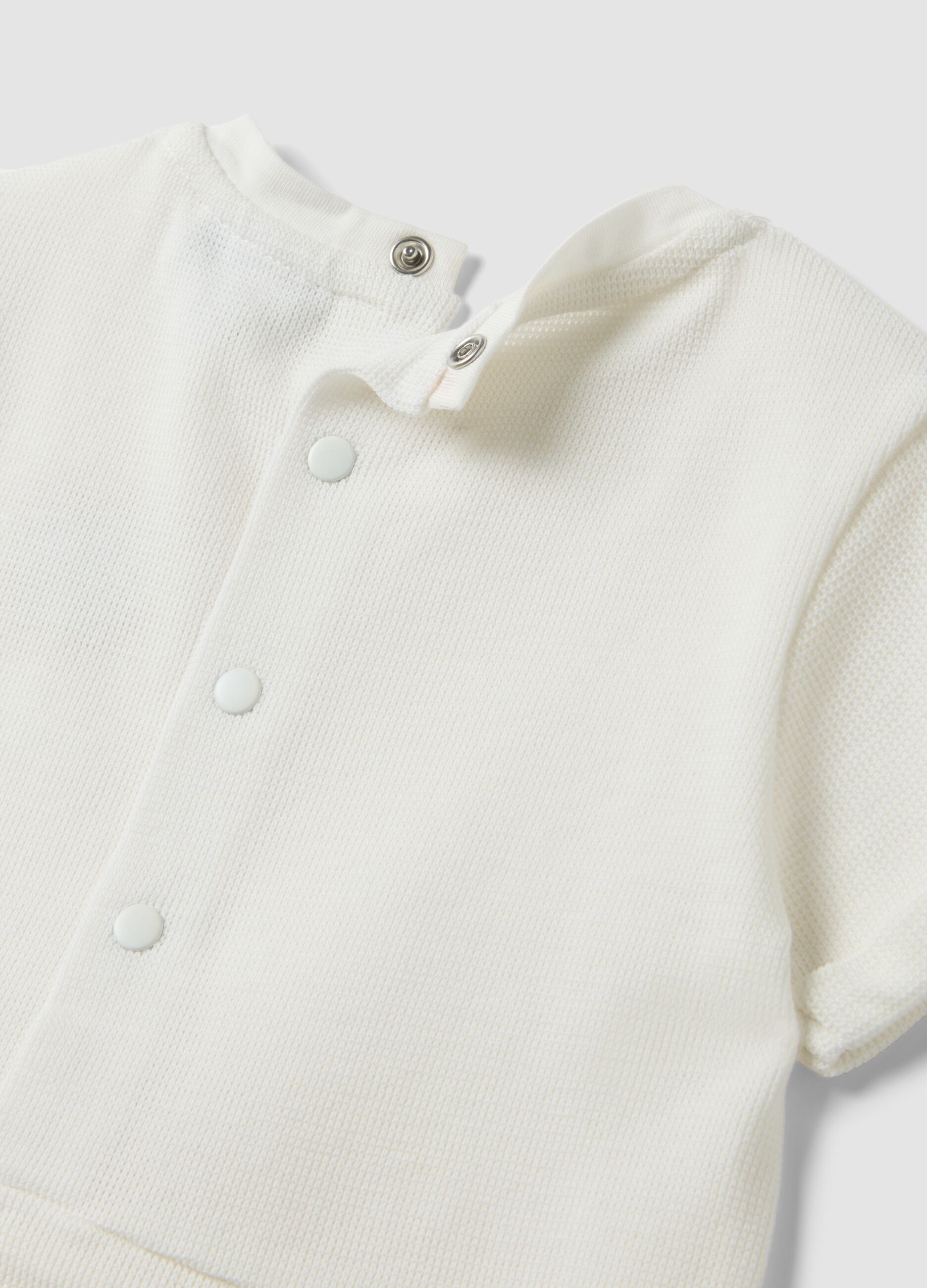 Newborn white pure cotton romper with short sleeves and embroidery