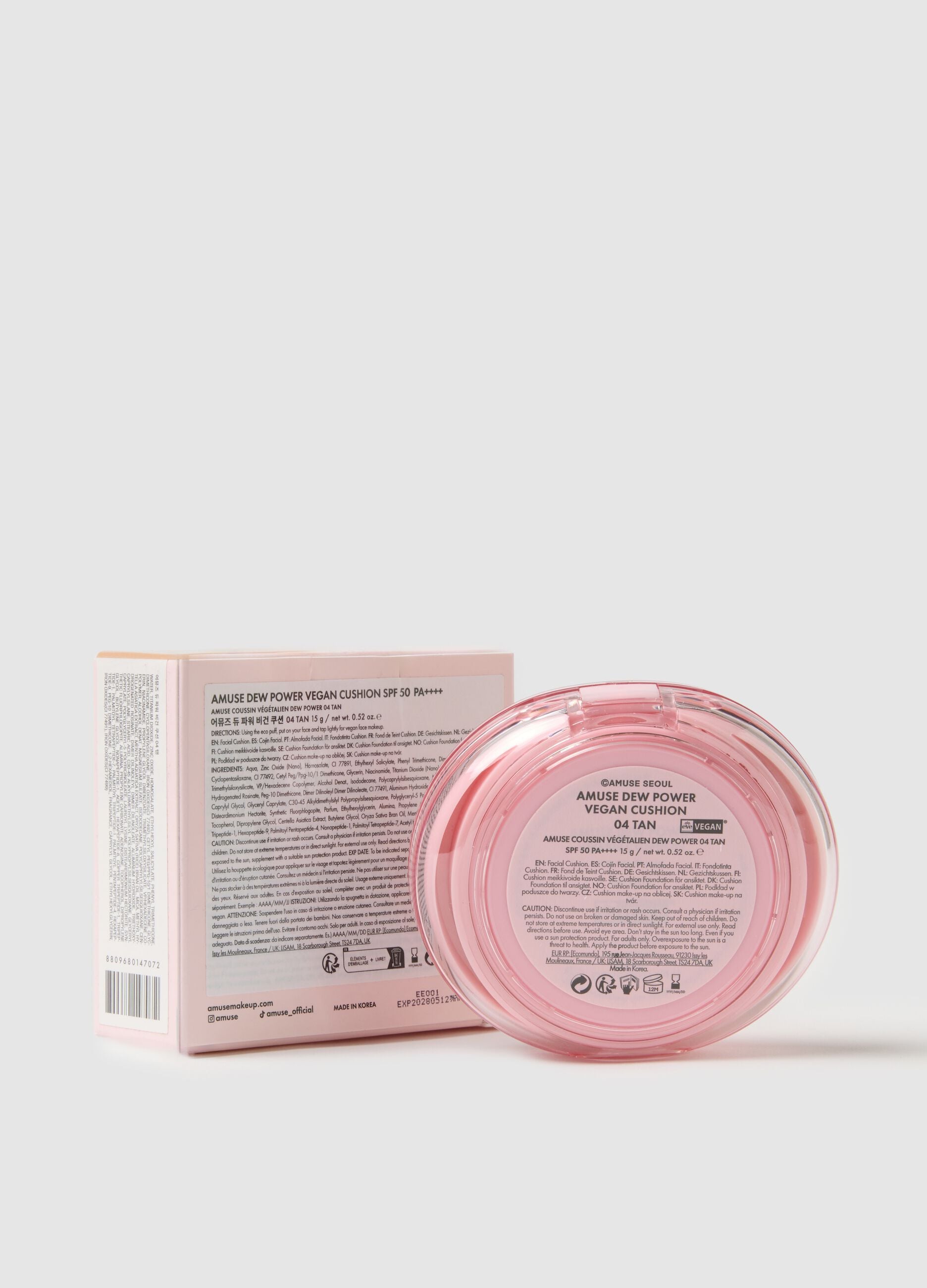 Dewy skin cushion foundation effect. Provides healthy, flawless, and radiant skin for 24 hours!