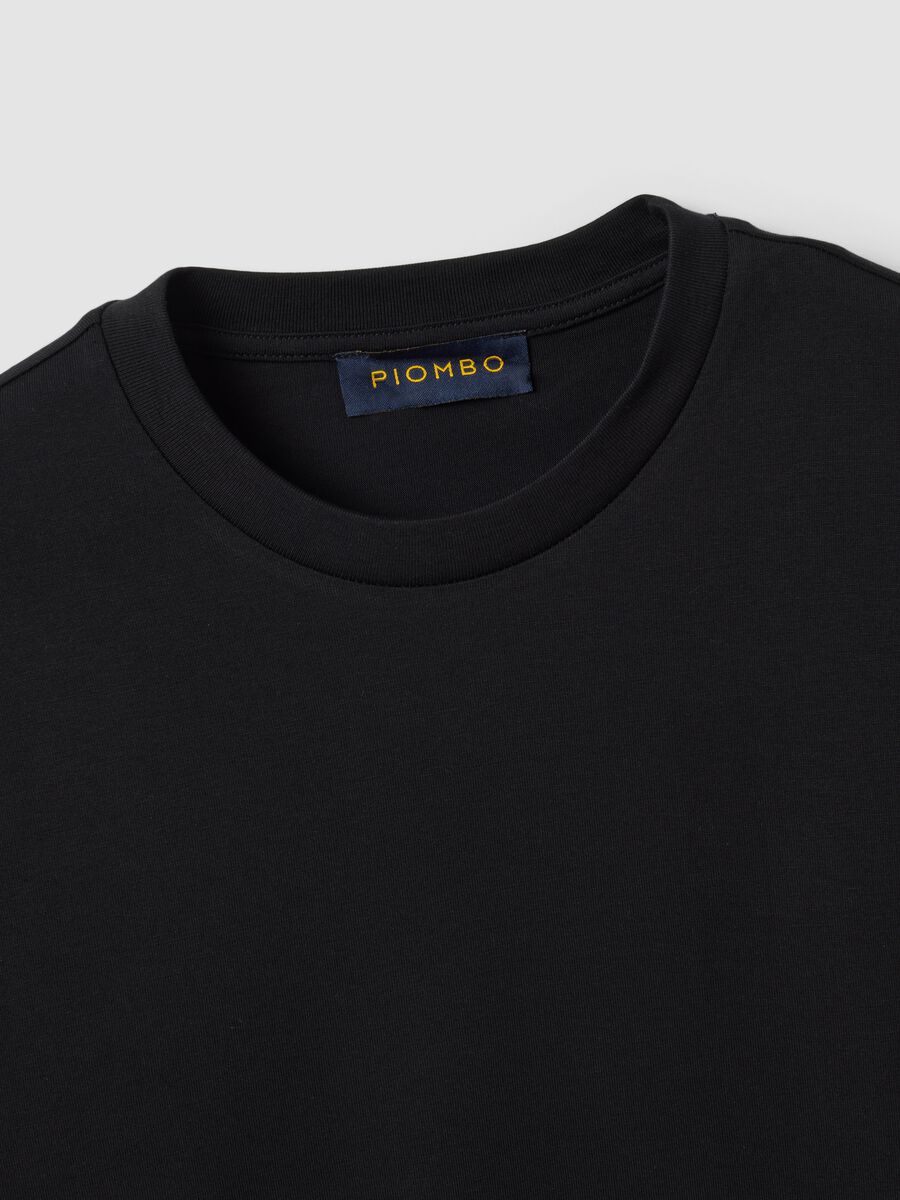 Black crew-neck pure cotton T-shirt, regular fit_2