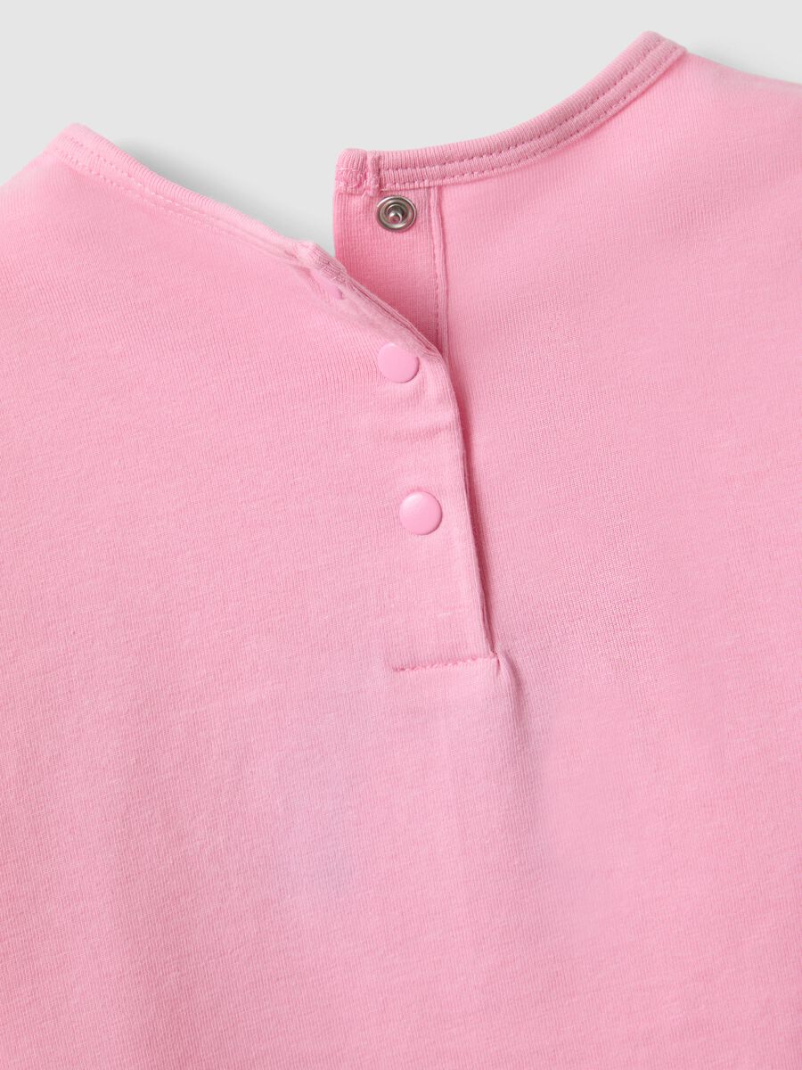 Pink stretchy cotton girl's T-shirt with rainbow embroidery_2