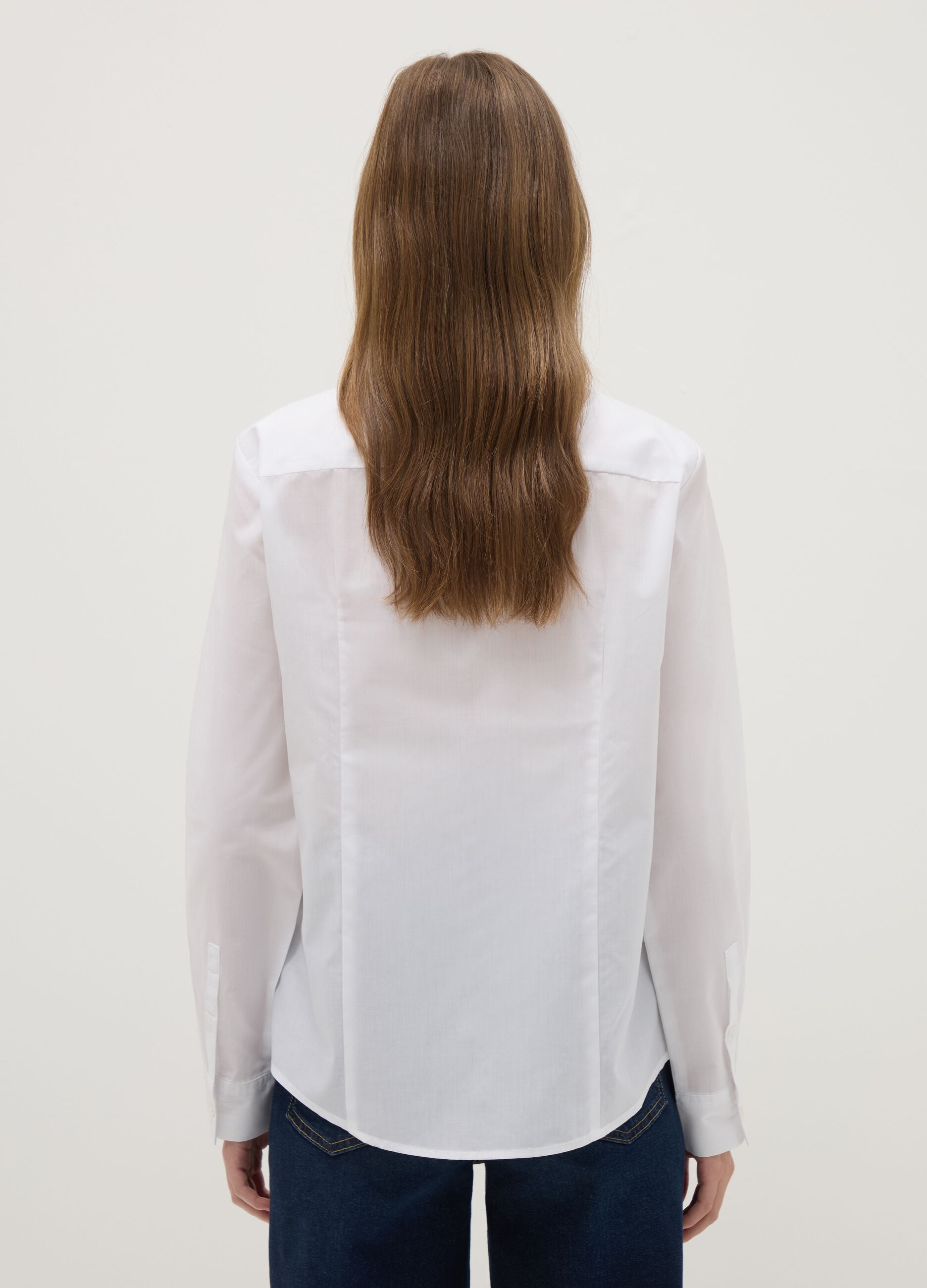 White slim fit cotton blend shirt with classic collar and buttons