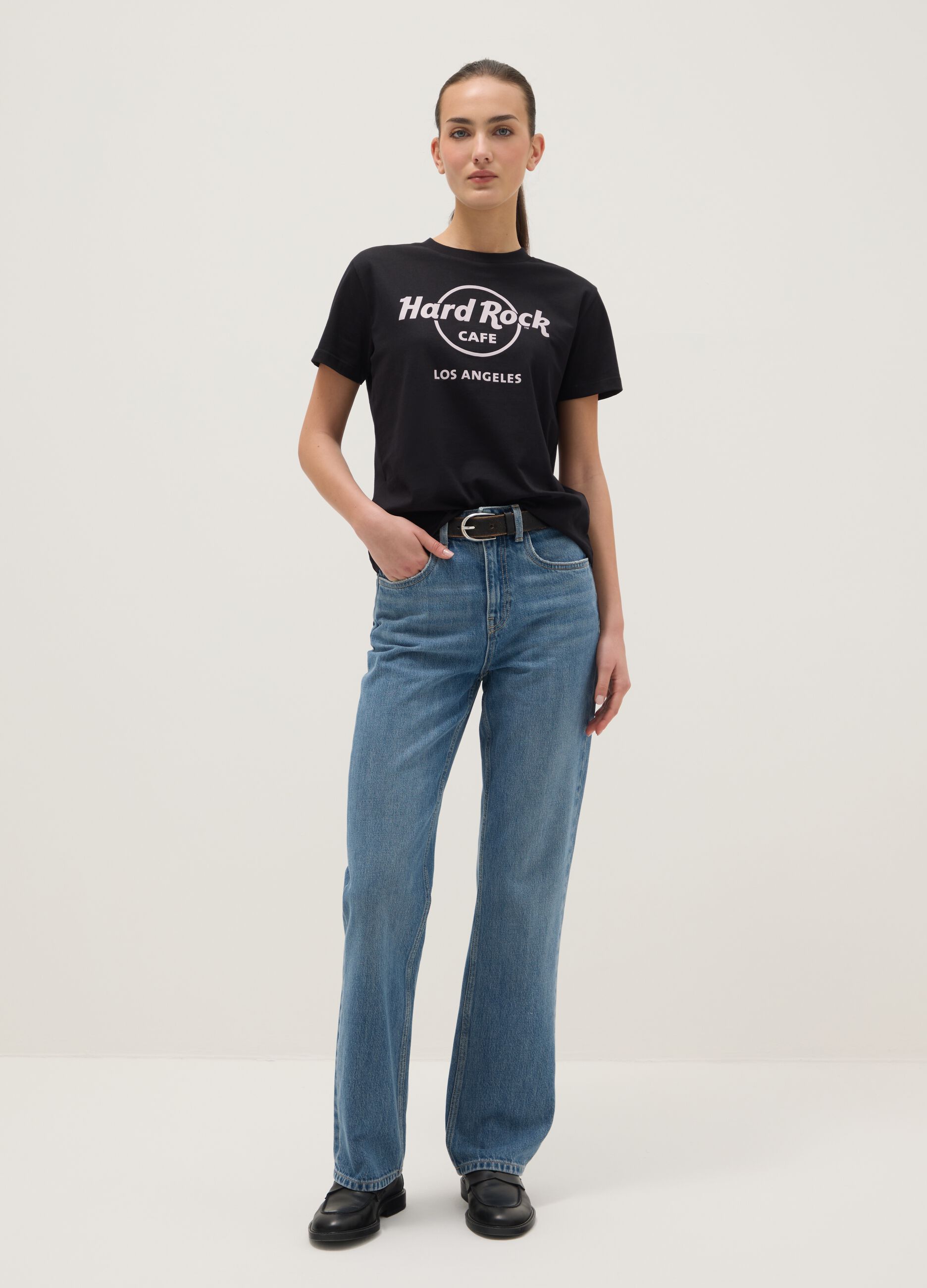 Black pure cotton regular fit T-shirt with Hard Rock Cafe print