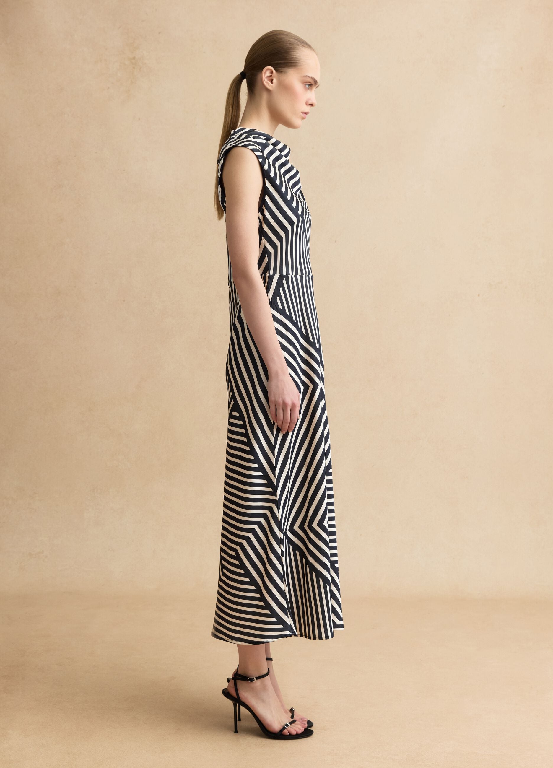 Sleeveless dress in multicolour striped viscose blend regular fit