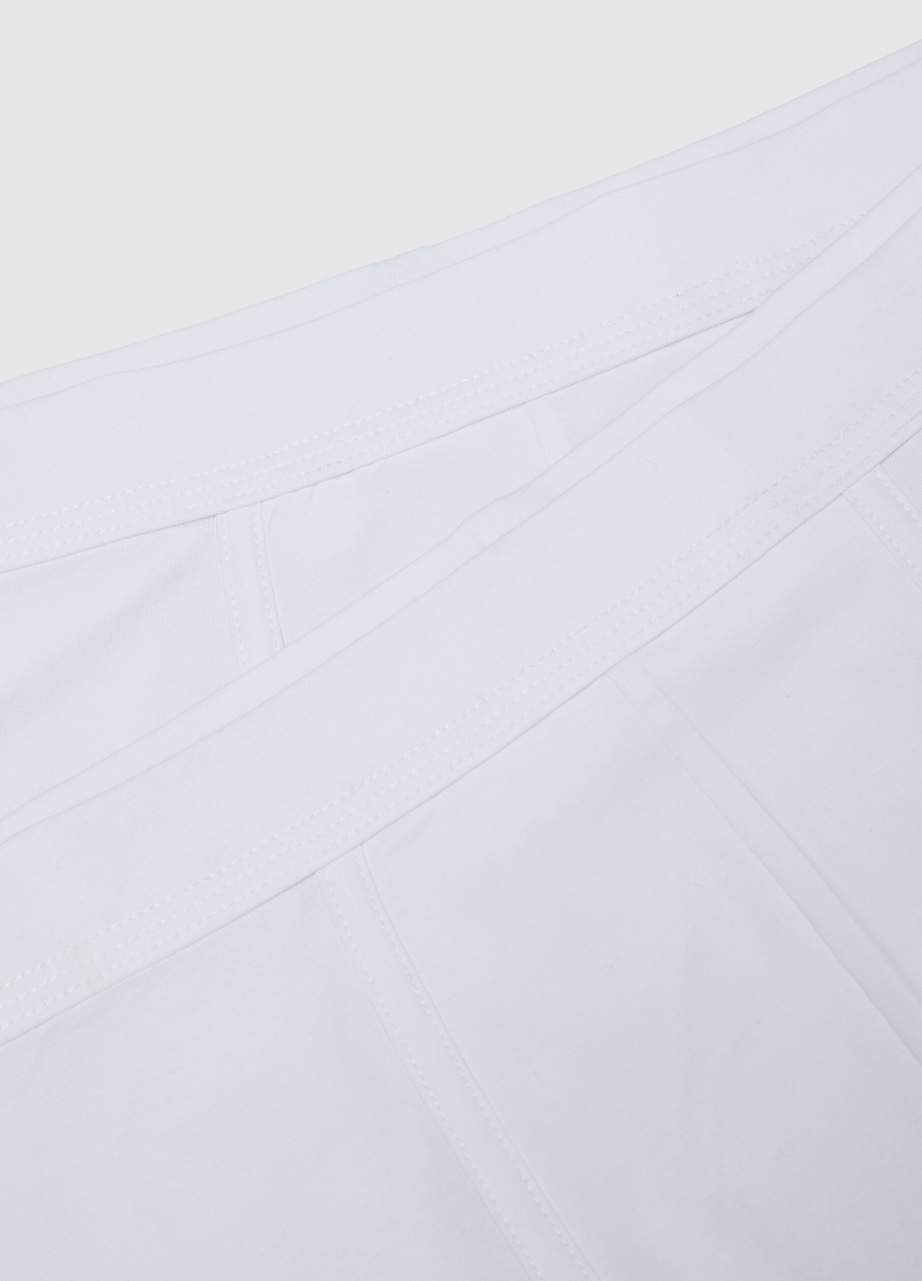 Two-pack of white stretch cotton boxer shorts with regular fit