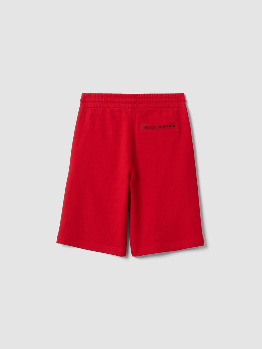 Regular-fit red cotton-blend shorts_4