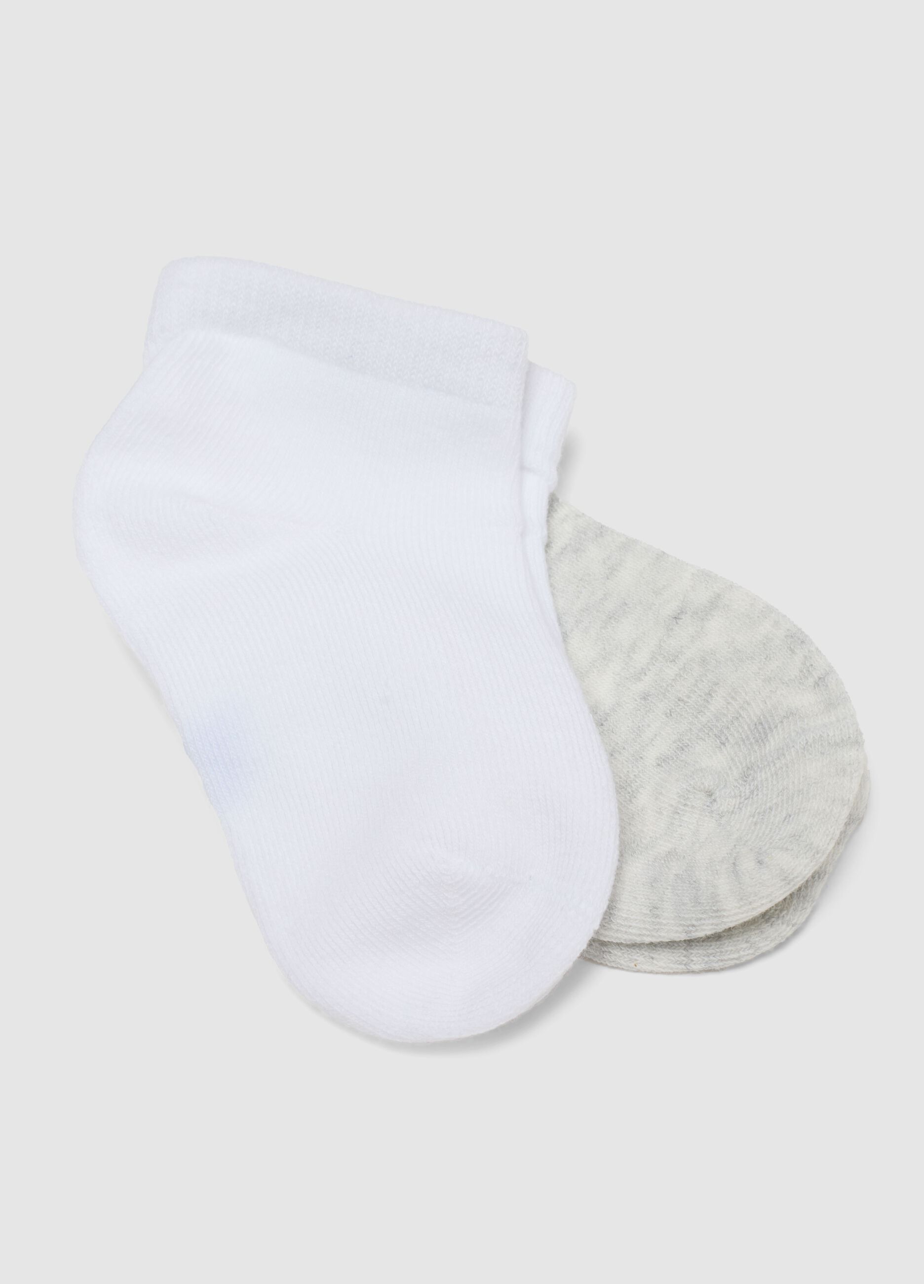 Multipack of multicolour cotton blend short socks for newborns