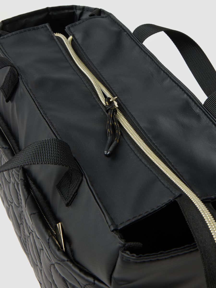 Black Shoulder Bag with Floral Details_2
