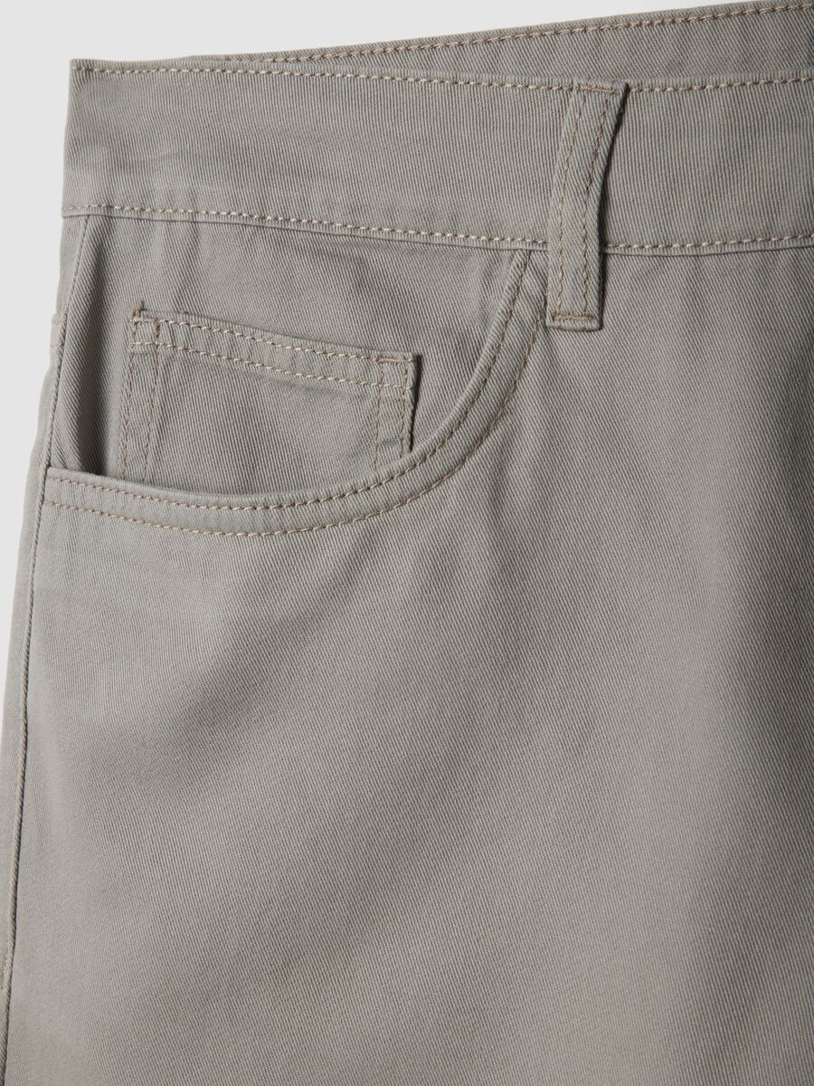 Shorts grigi in puro cotone regular fit_5