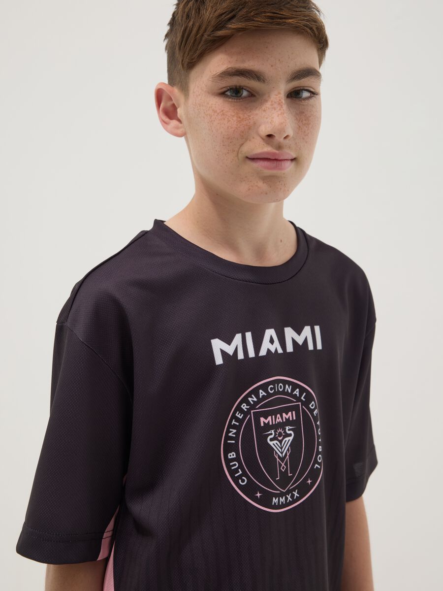 Black regular-fit short-sleeve T-shirt_2