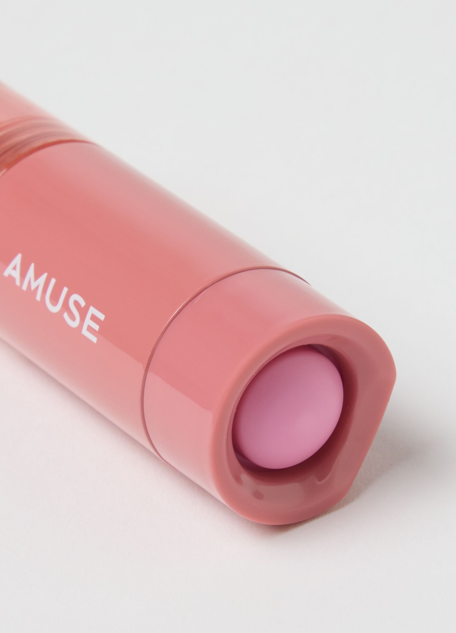 Matte effect long-lasting liquid blush