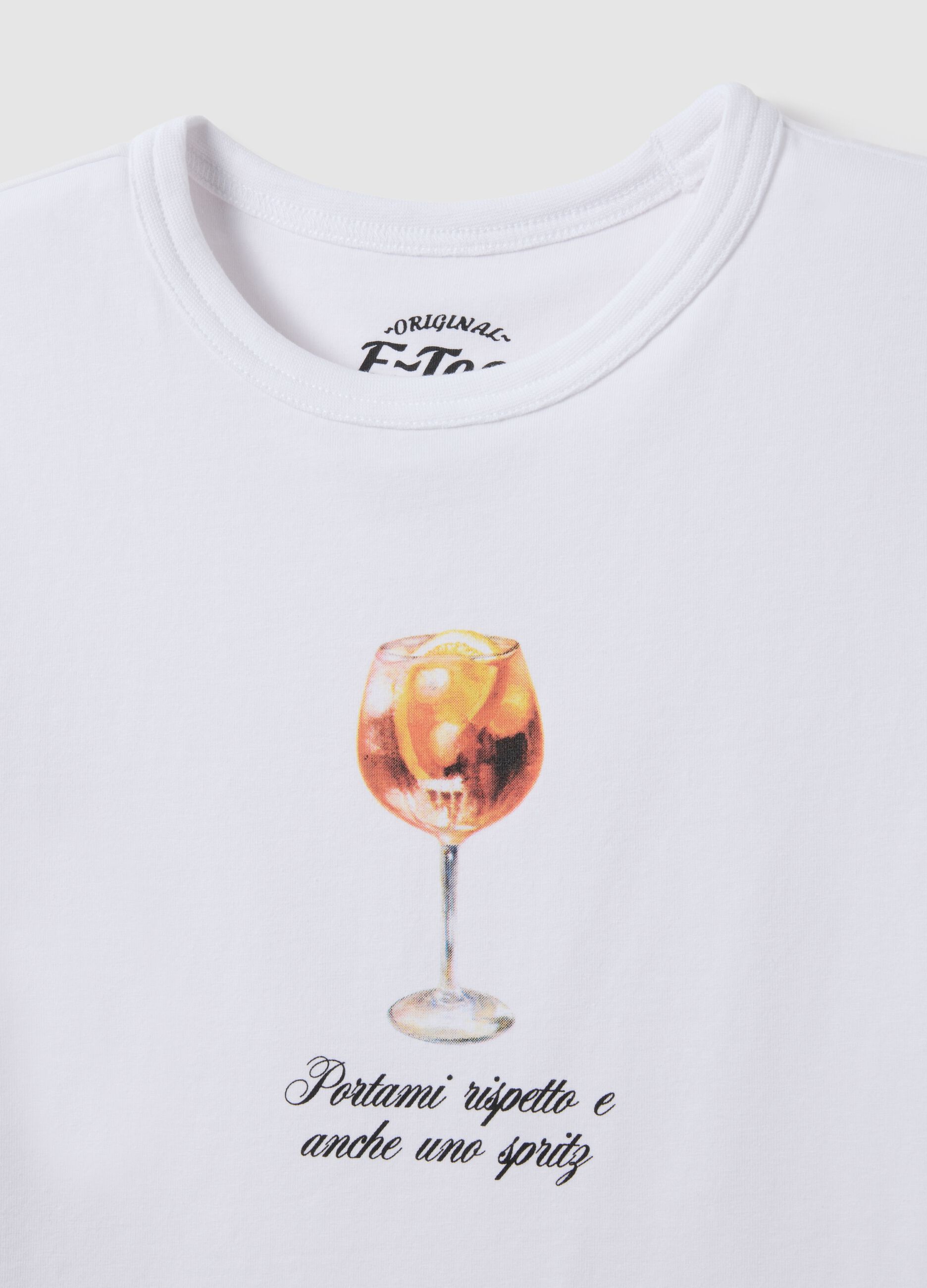 Regular fit white pure cotton T-shirt with spritz print