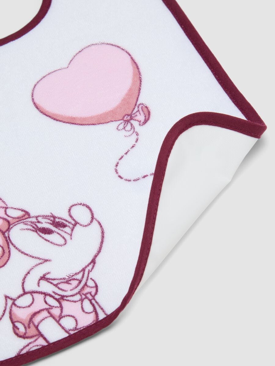 3-pack of pink and white organic cotton bibs with Minnie graphics for baby girl_1