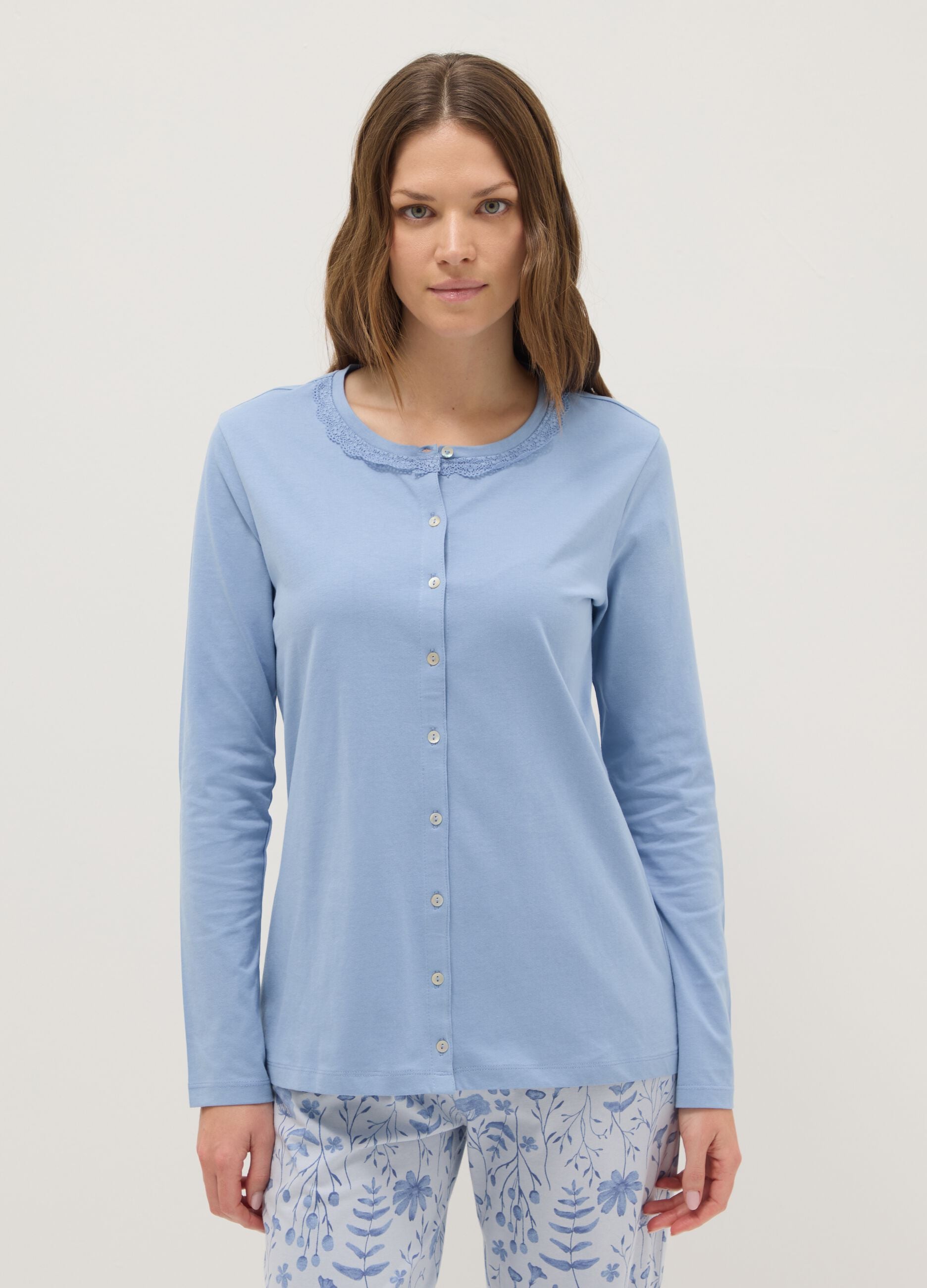 Blue pyjamas in pure cotton regular fit with floral details