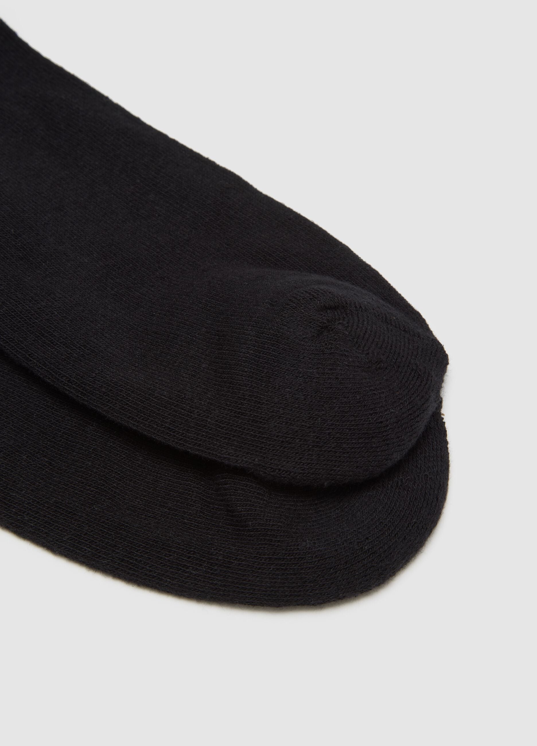 Three-pack black cotton blend regular fit sports socks