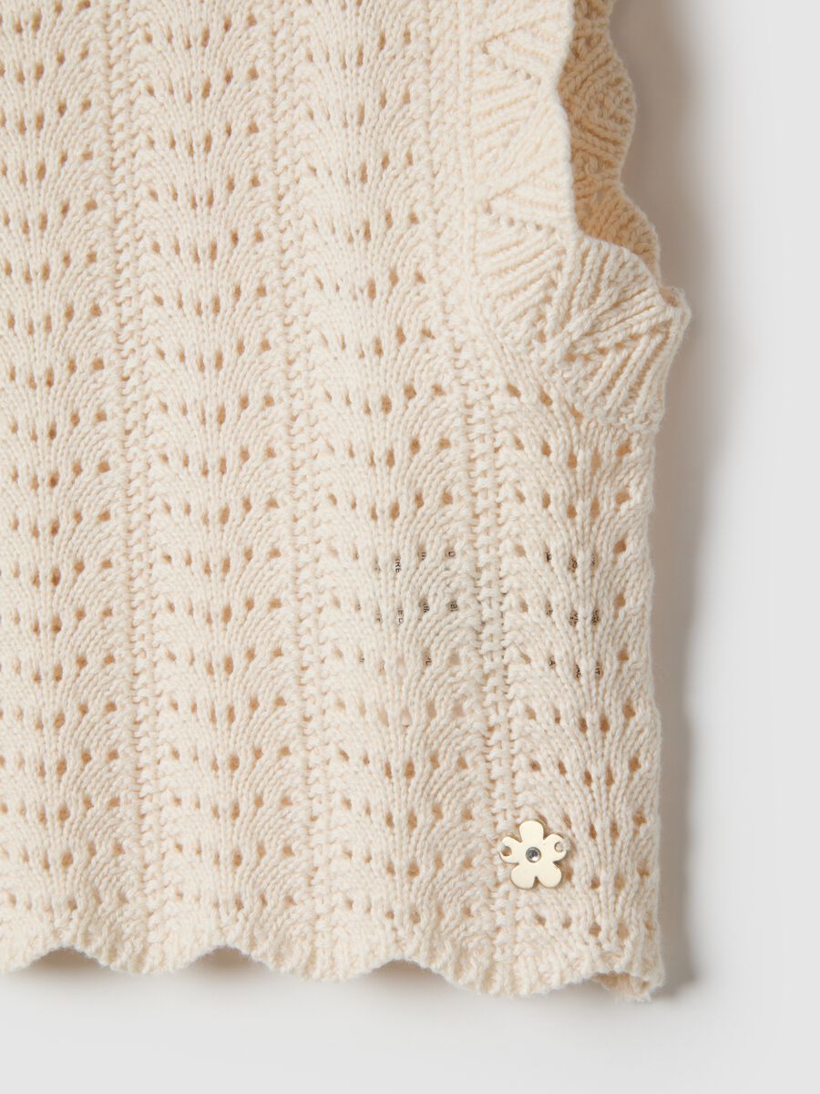 Beige perforated cotton vest for girls regular fit_2