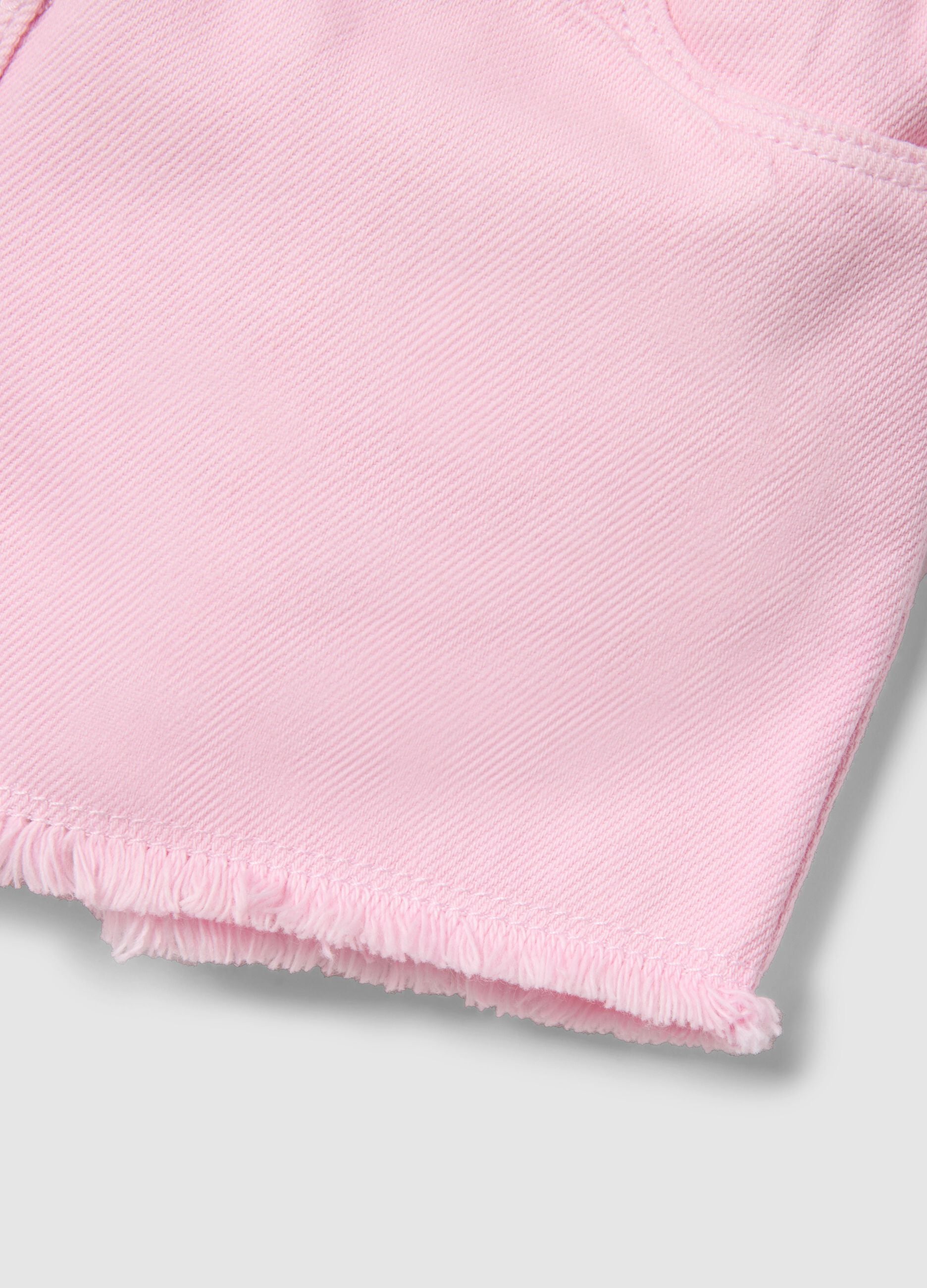 Girl's pink pure cotton shorts, regular fit with fringes