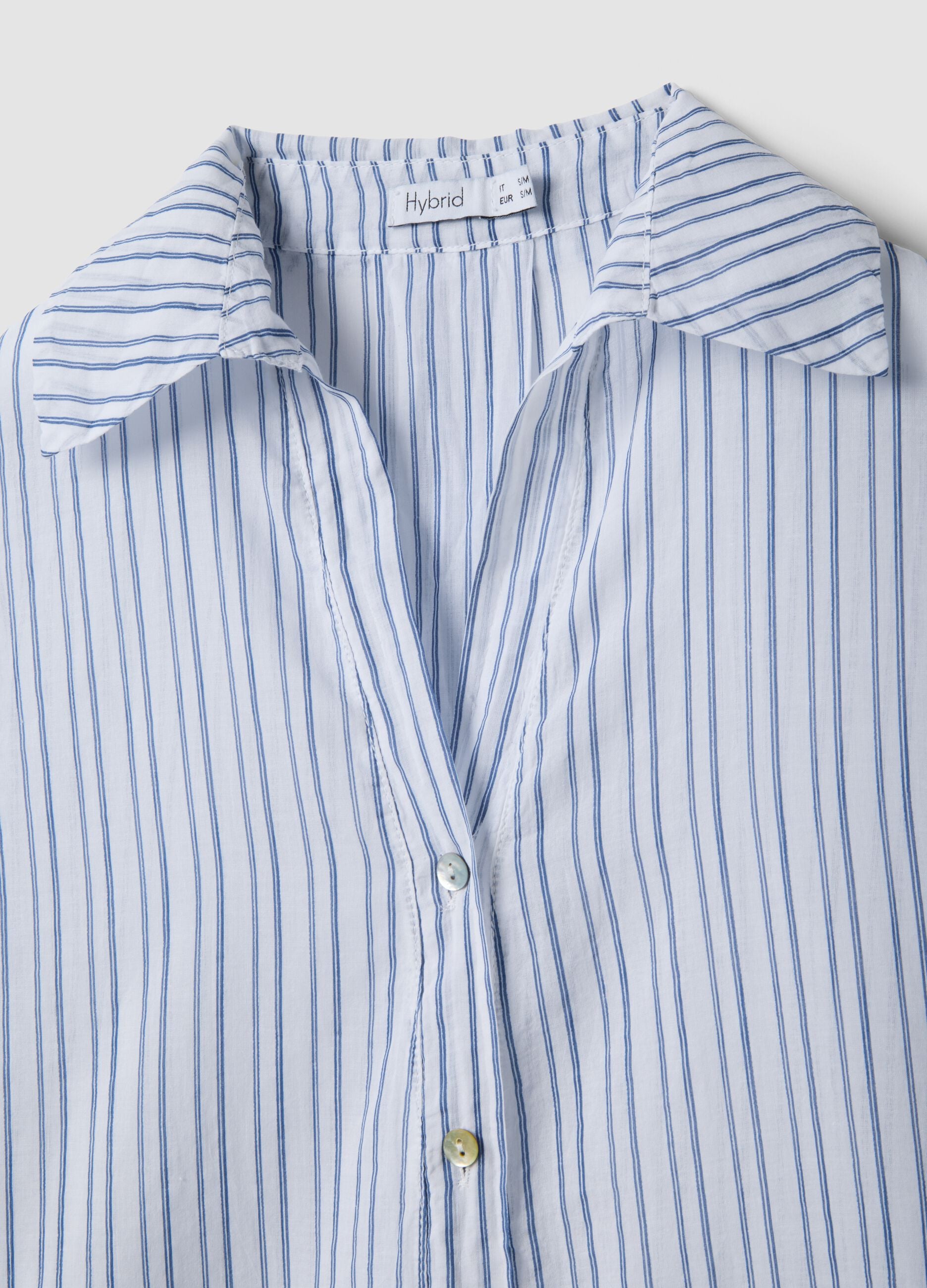 White shirt with light-blue stripes in pure cotton, regular fit