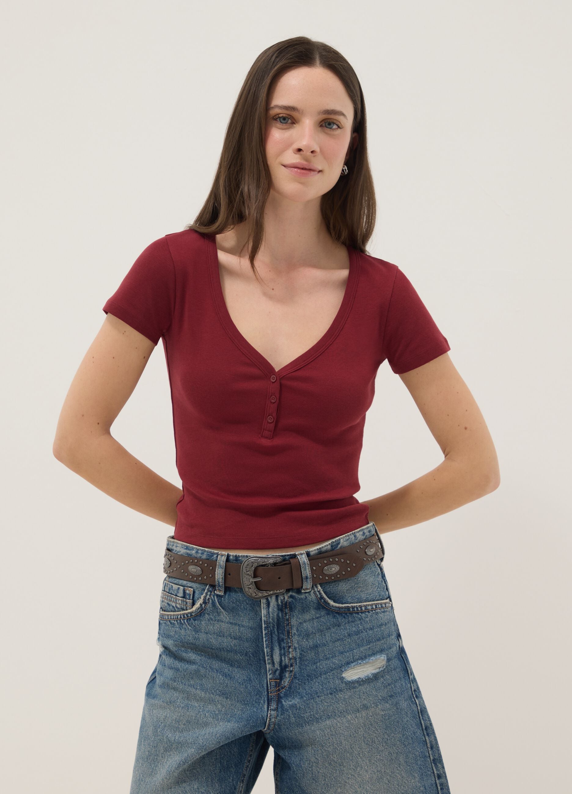 Red pure cotton V-neck regular fit T-shirt