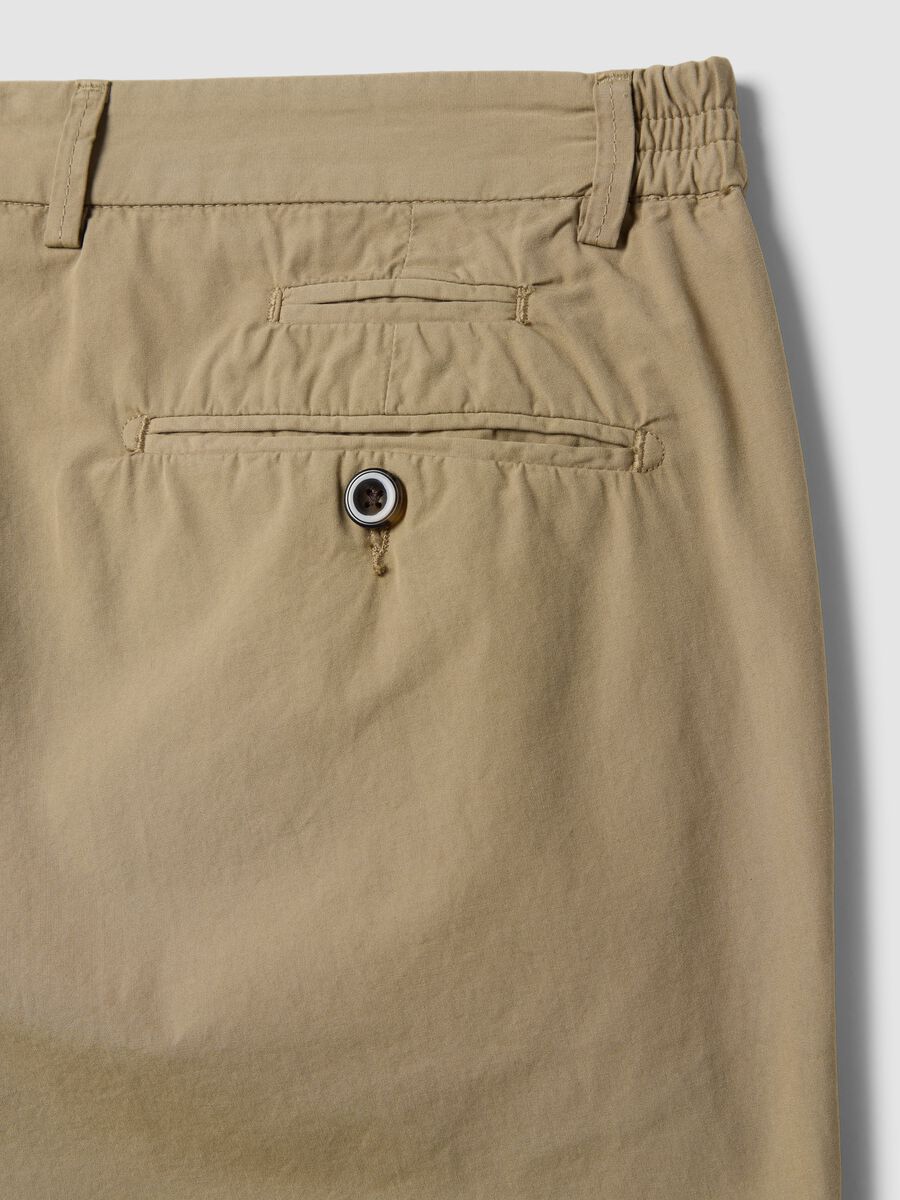 Beige pure cotton carrot-fit chino trousers_5