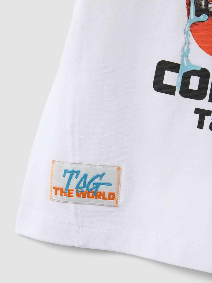 T-shirt in puro cotone bianco da bambino regular fit con skateboard_2