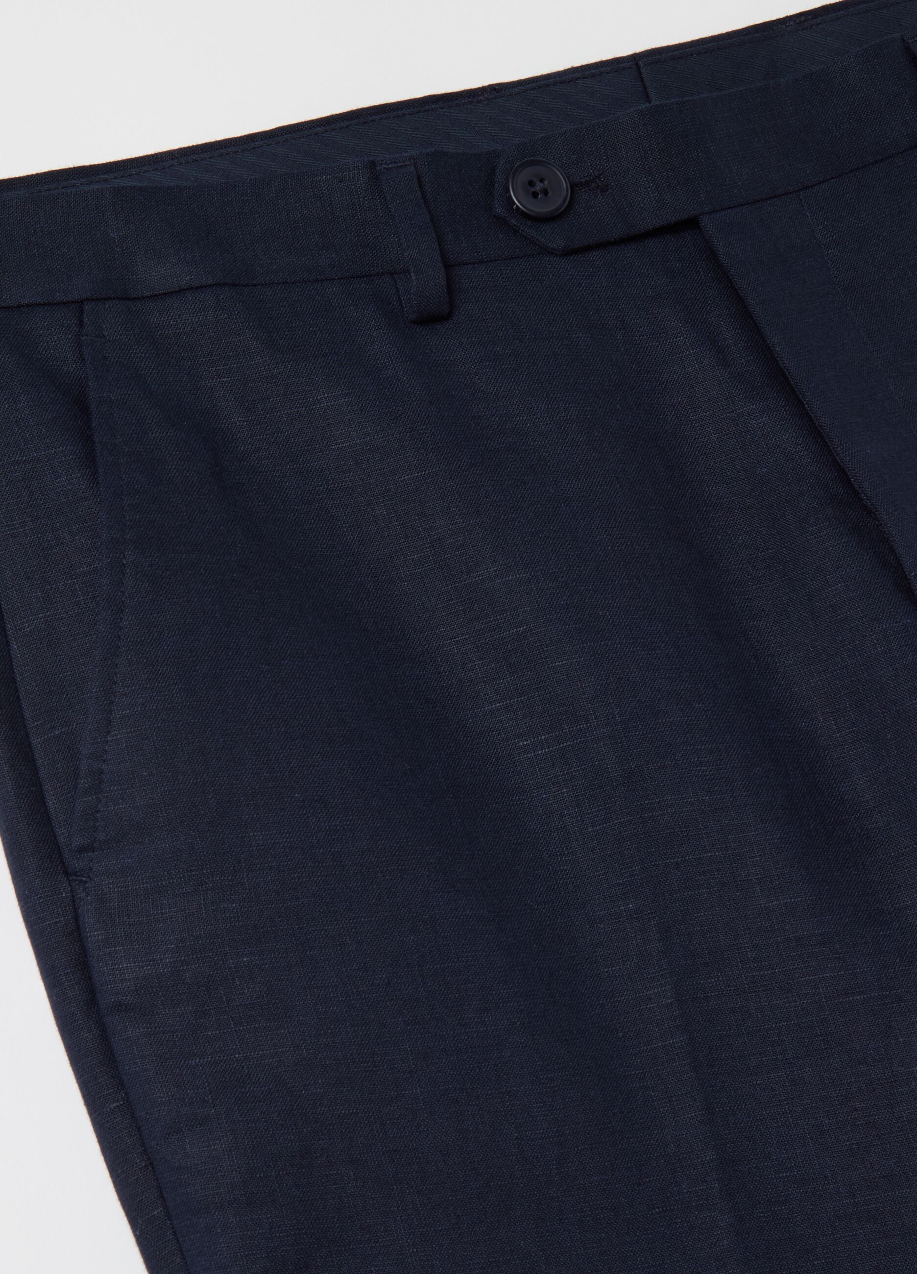 Contemporary regular-fit trousers in linen