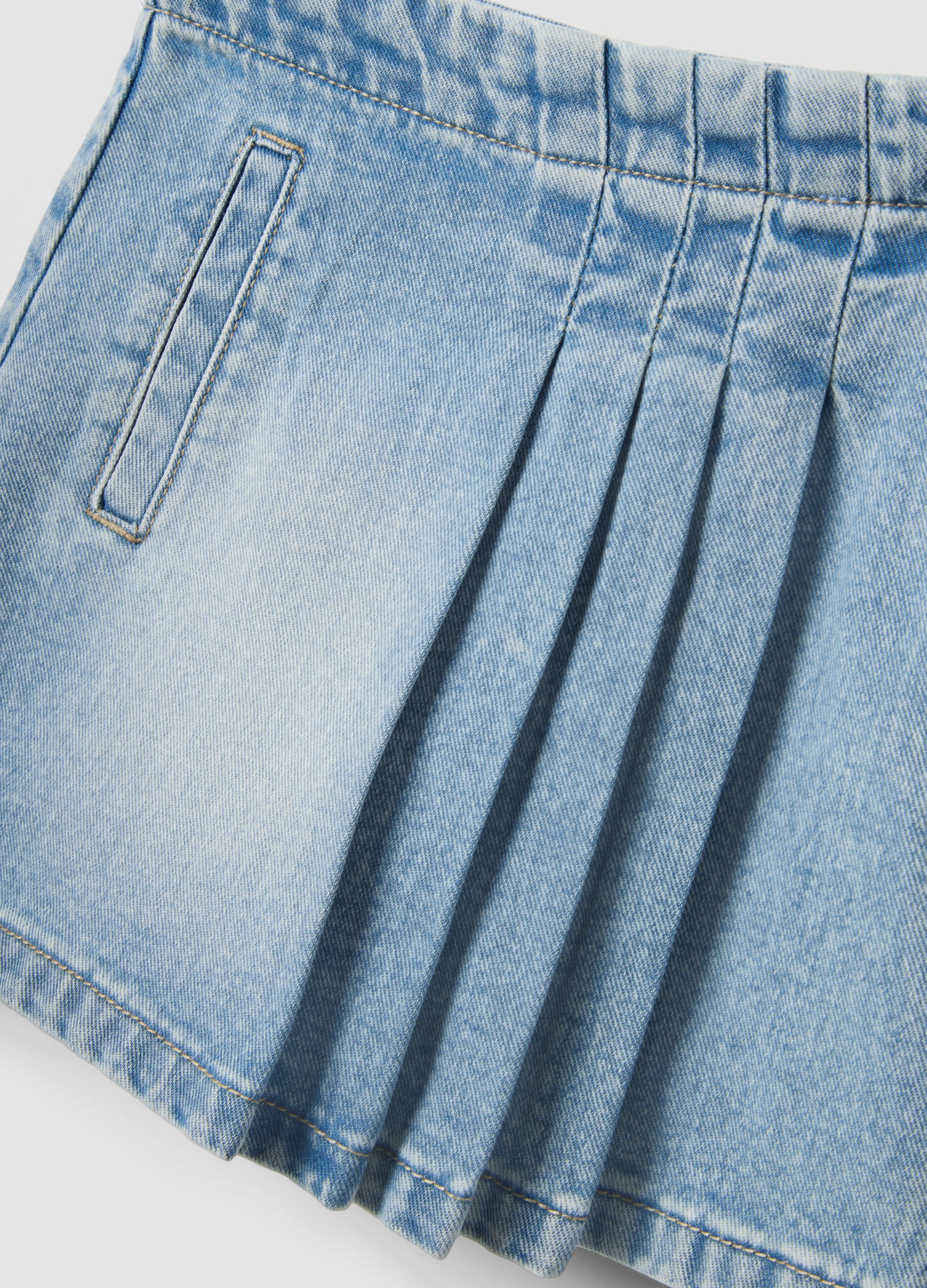 Light blue pleated denim skirt in pure cotton for girls