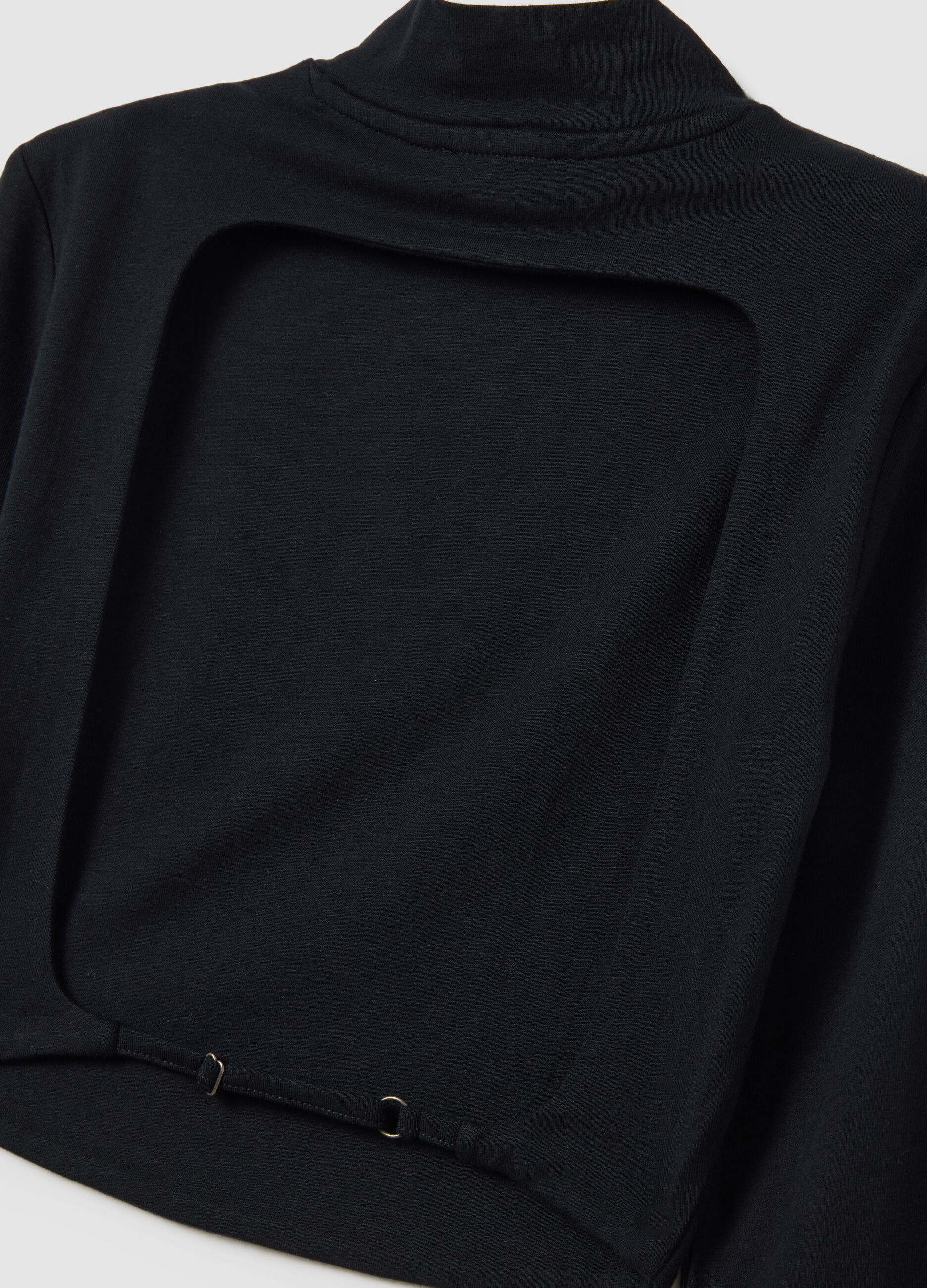 Black Backless Cropped Long Sleeve Top