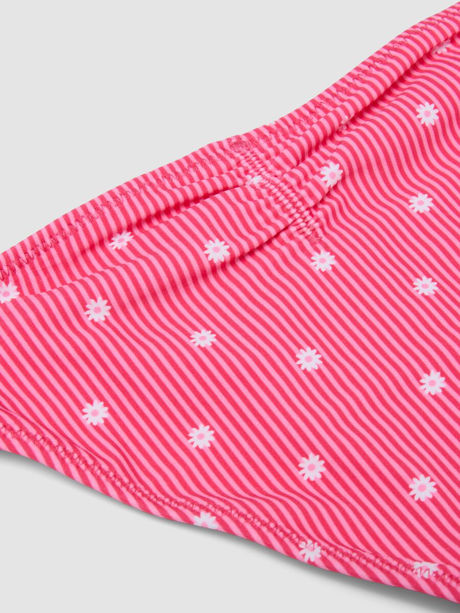 Pink striped stretch bikini with contrast flowers_3