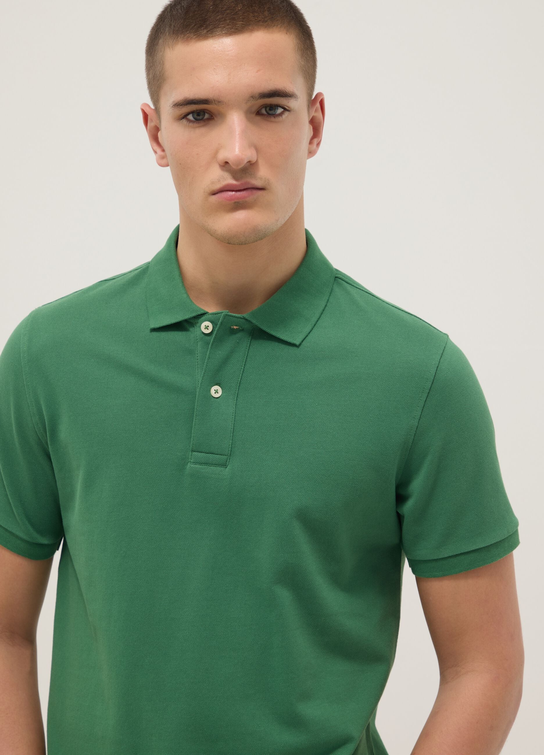 Short sleeve polo in pure green cotton regular fit