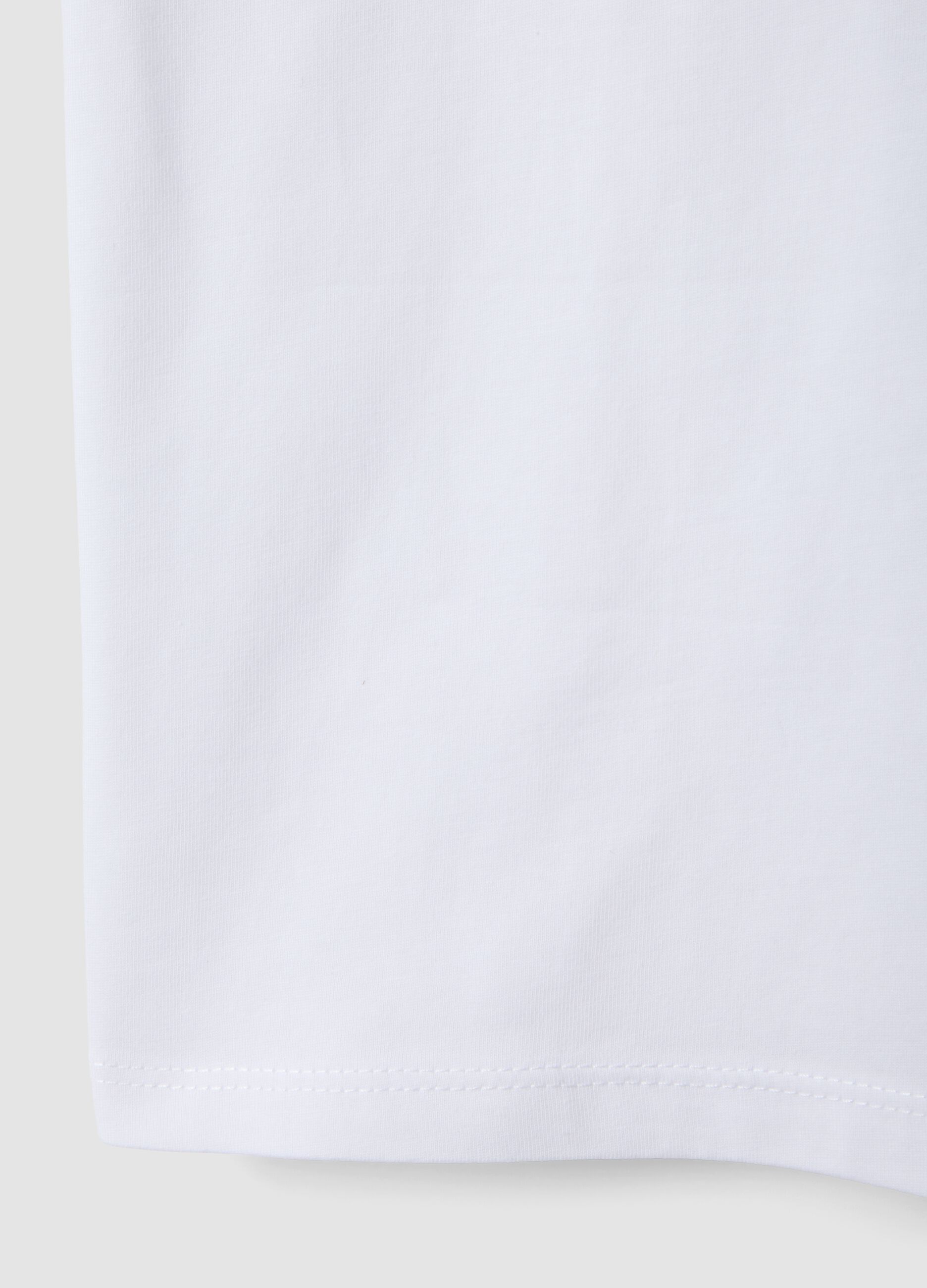 Girls&rsquo; white pure cotton regular-fit T-shirt with star