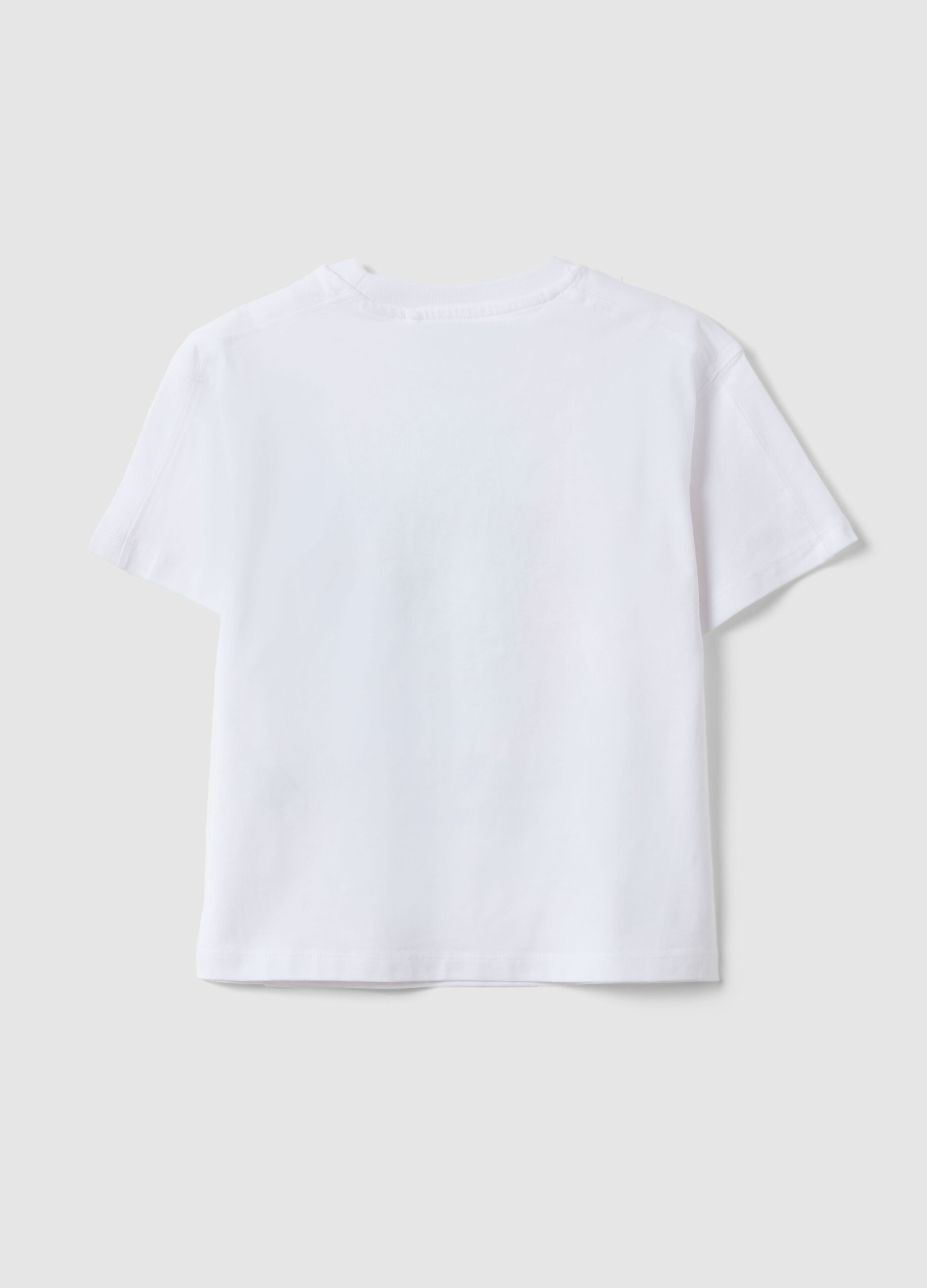 Boys' regular fit pure white cotton T-shirt with skateboard design