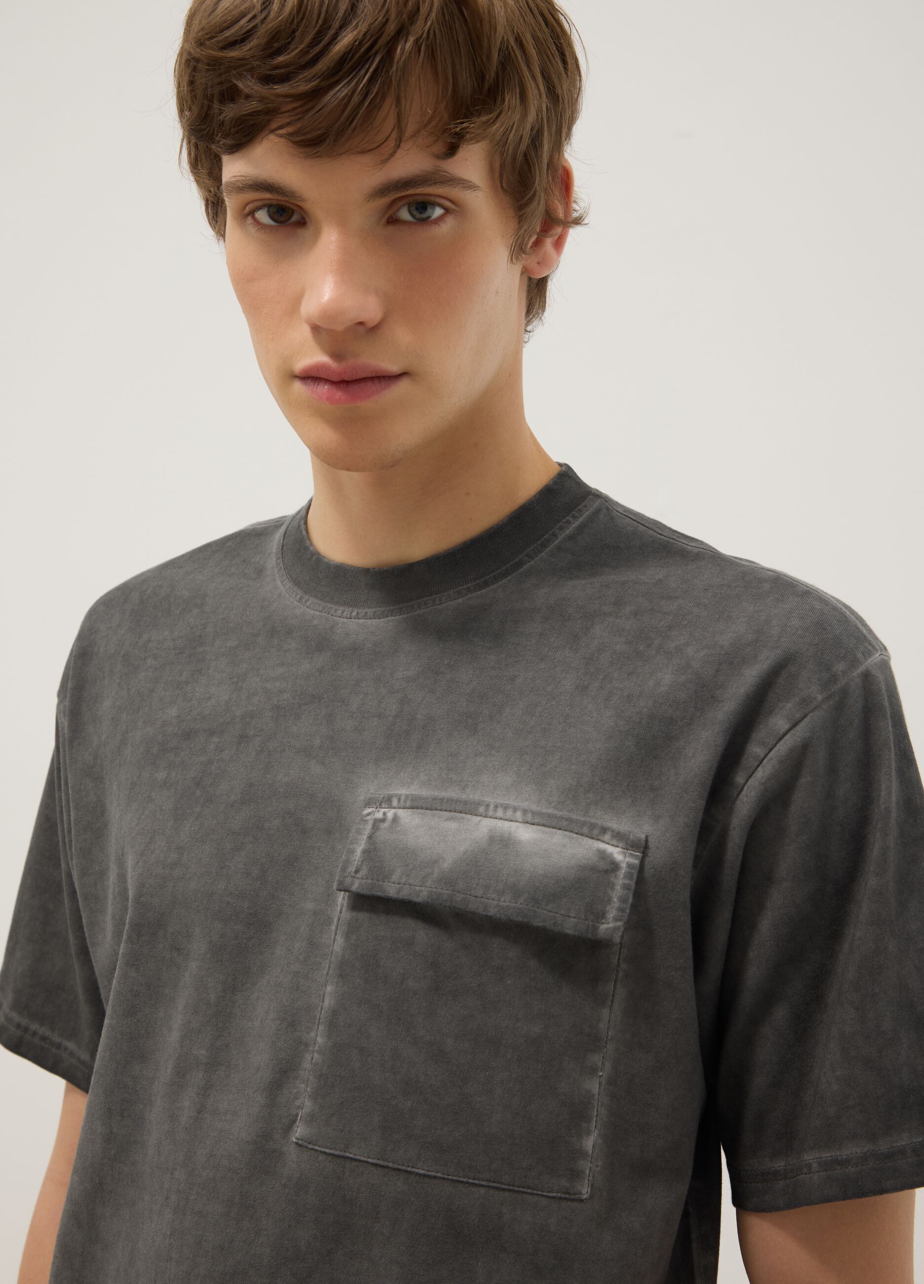 Grey pure cotton regular fit T-shirt with pocket