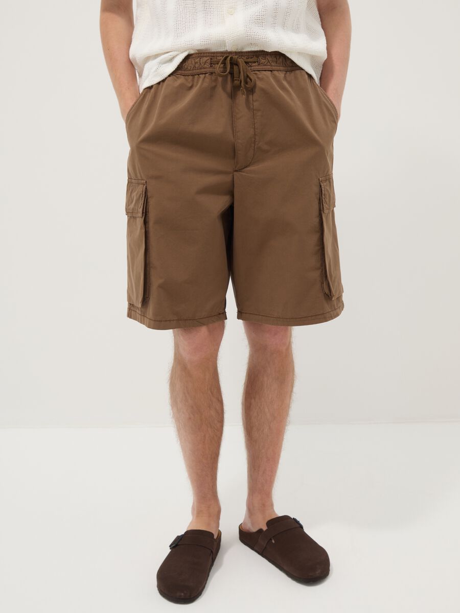 Bermuda cargo marroni in puro cotone baggy fit_1