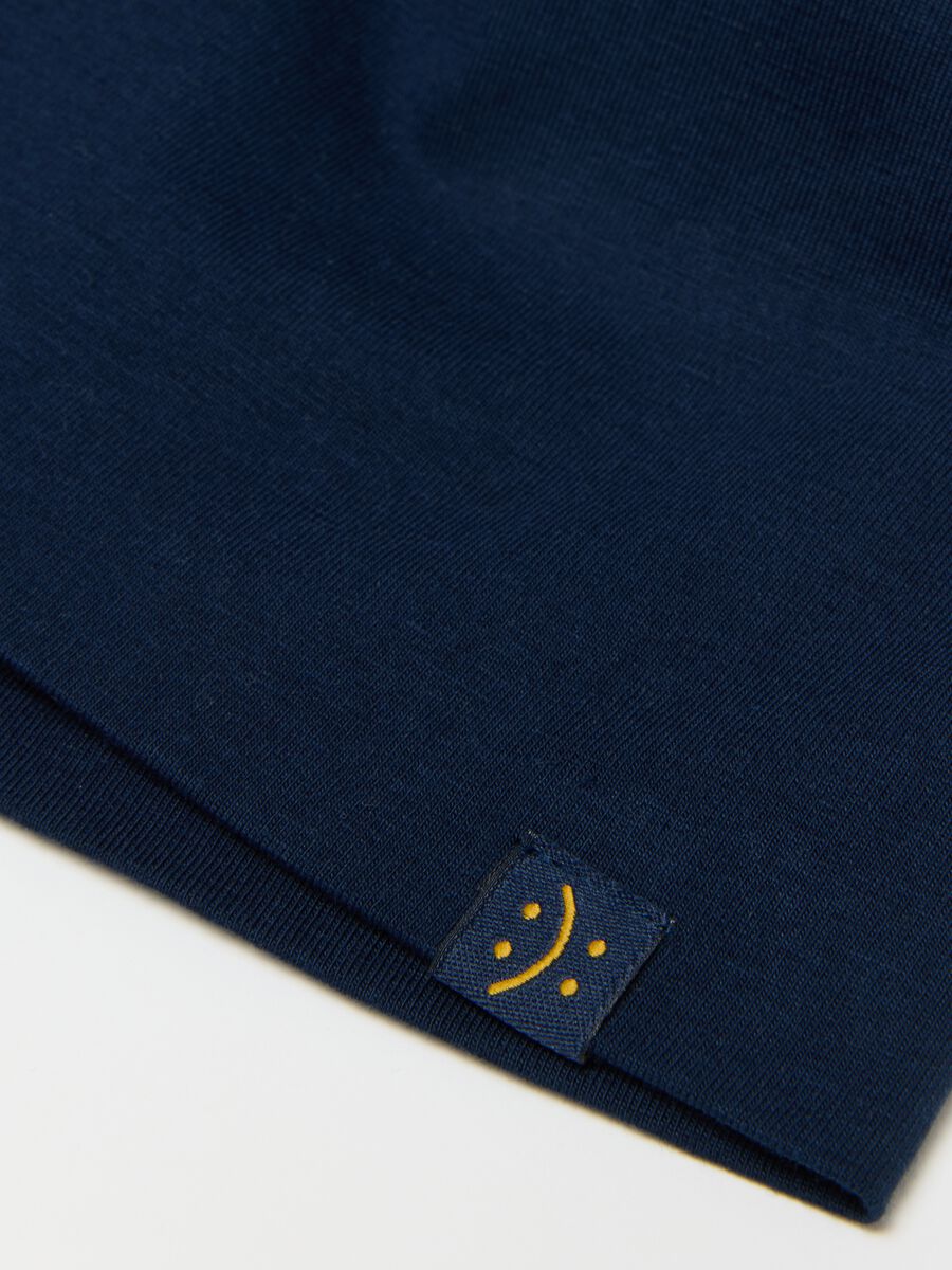 Cappello in cotone elasticizzato blu da bambino vestibilit&agrave; comoda_1