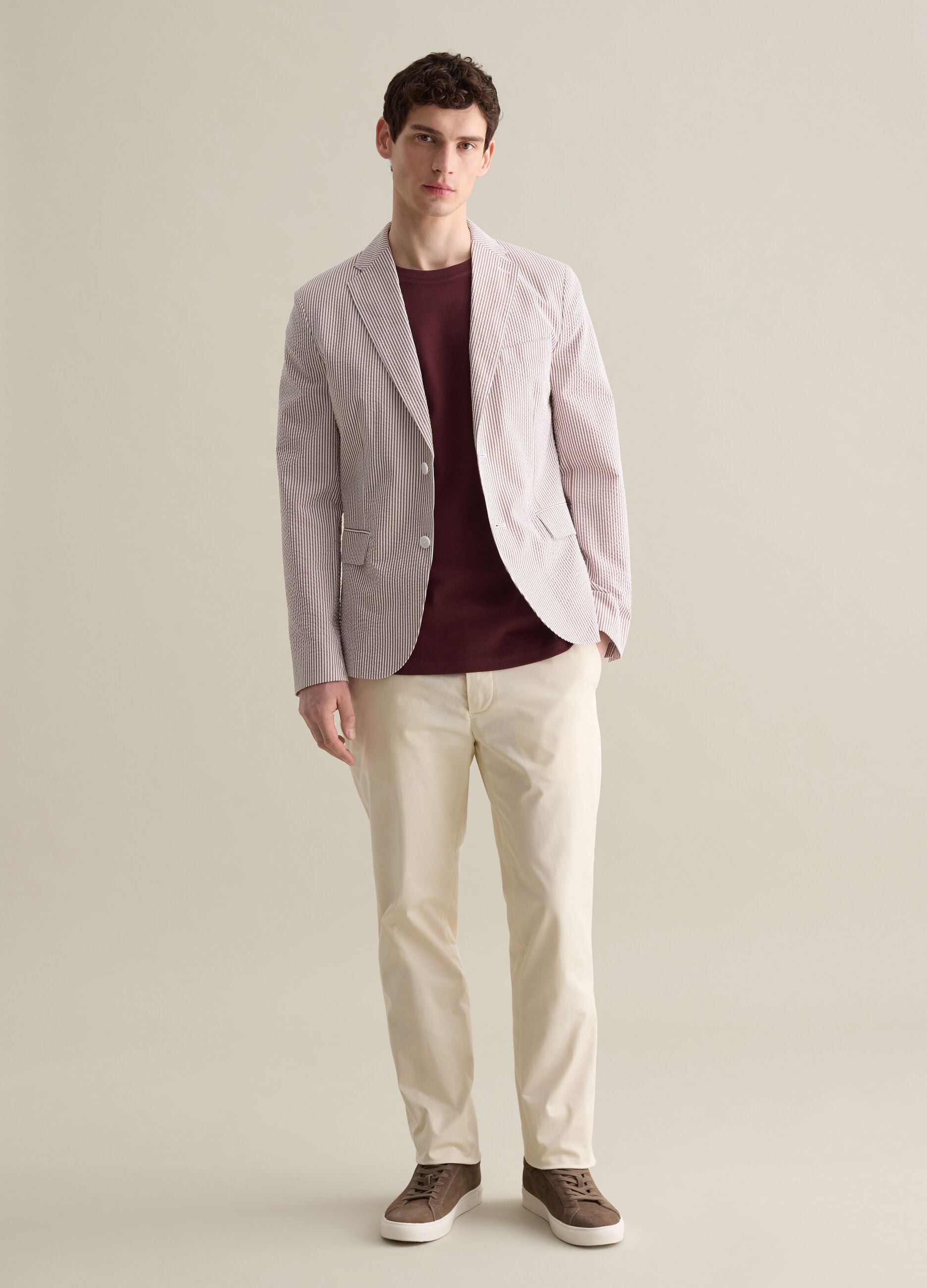 White and brown slim-fit blazer in striped seersucker