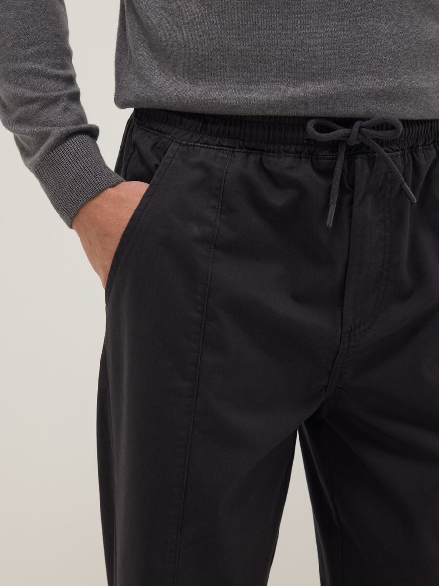 Black slim fit cotton chino trousers_3