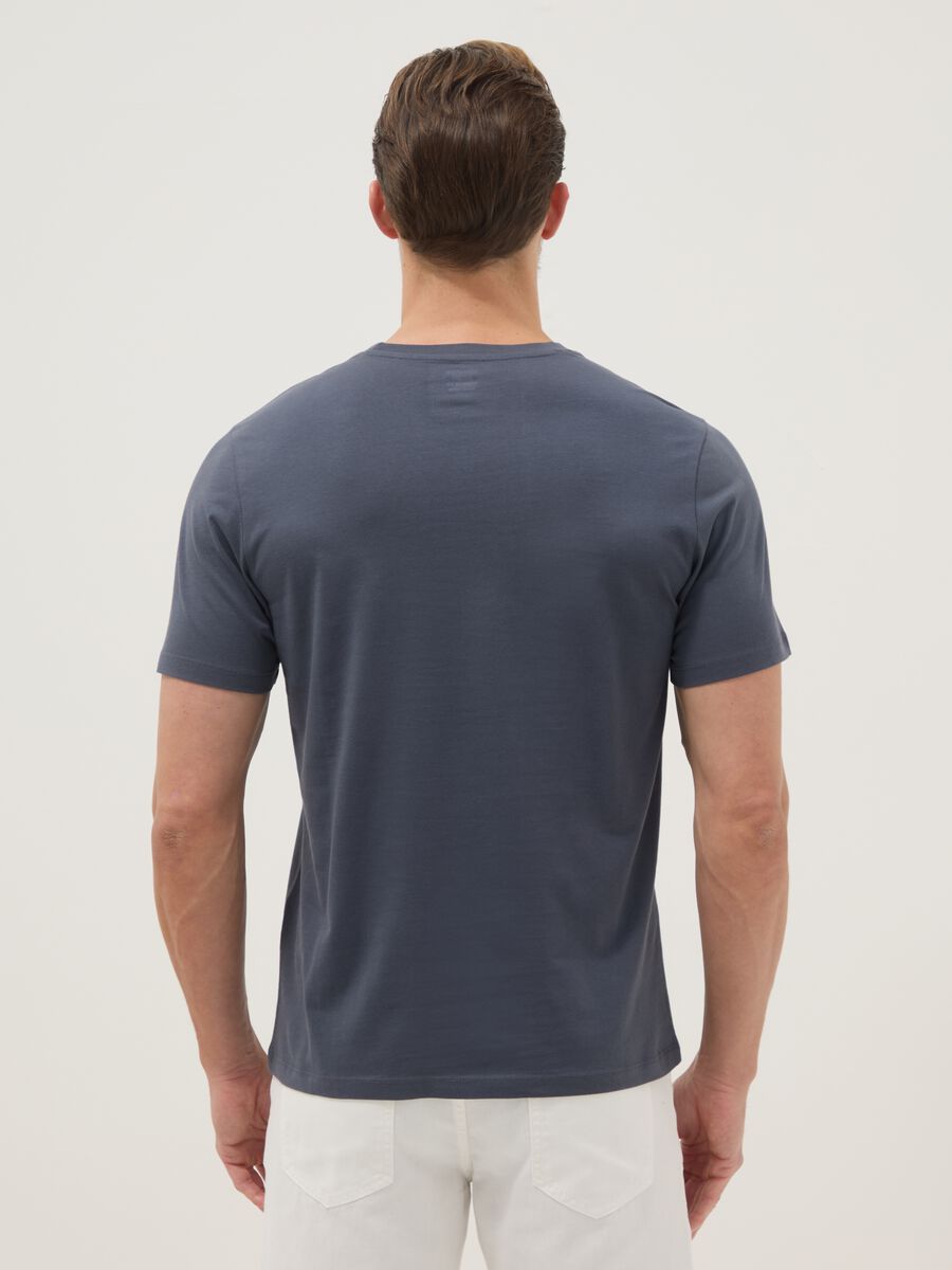 Blue pure cotton regular fit V-neck T-shirt_1